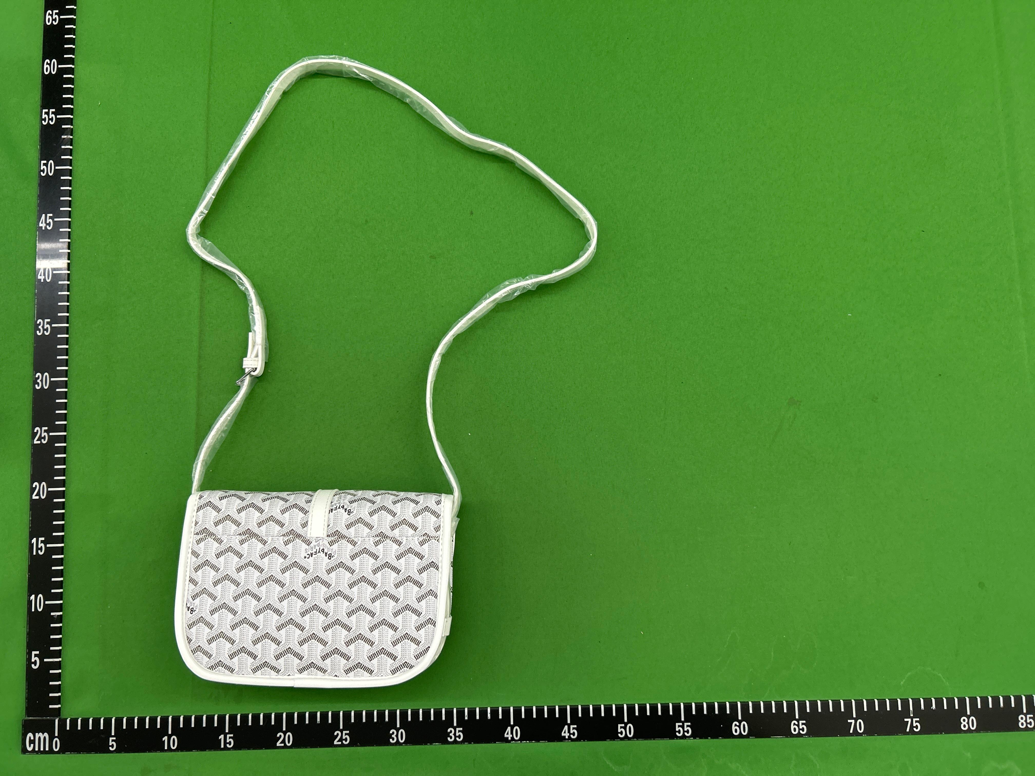 Foto QC 2 de Goyard Belvedere PM Grey Goyardine Canvas