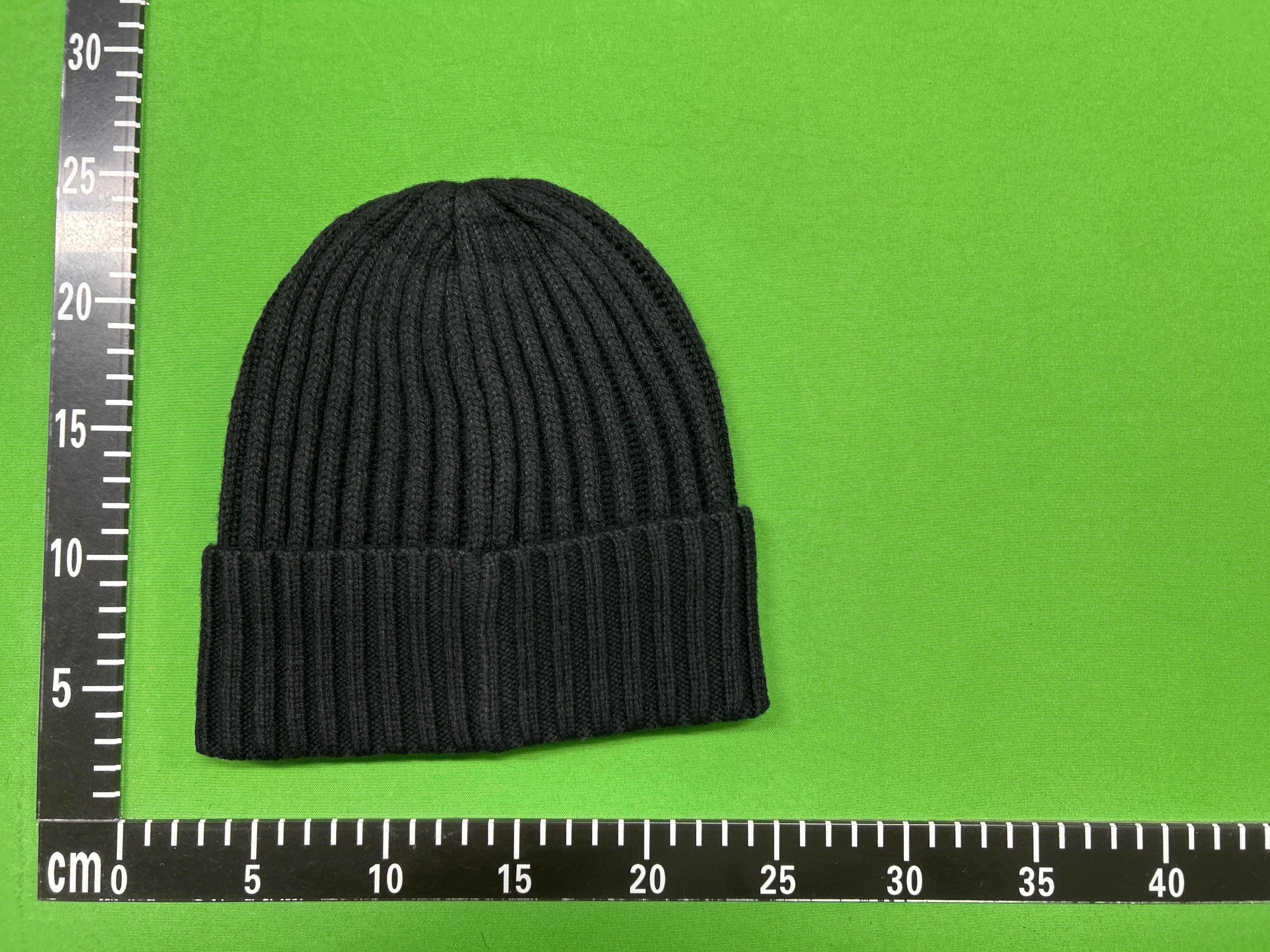 Foto QC 6 de Canada Goose Arctic Disc Beanie Black
