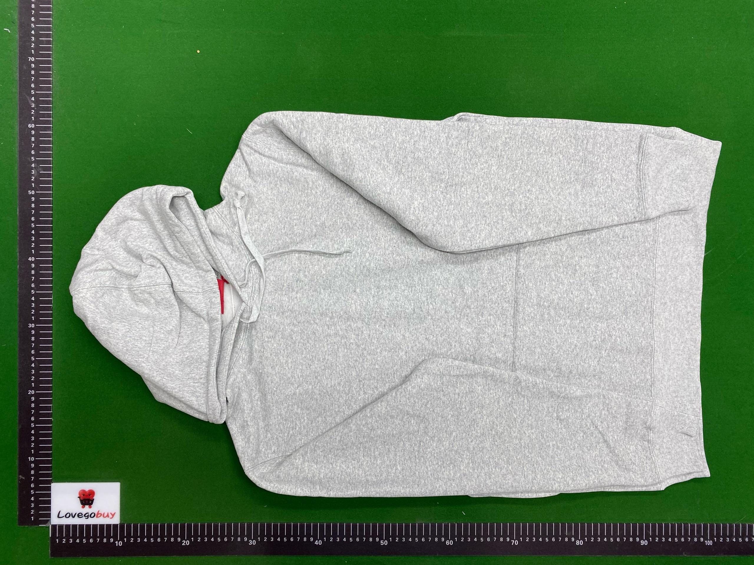 Foto QC 2 de Supreme Spellout Zip Sweater Ash Grey