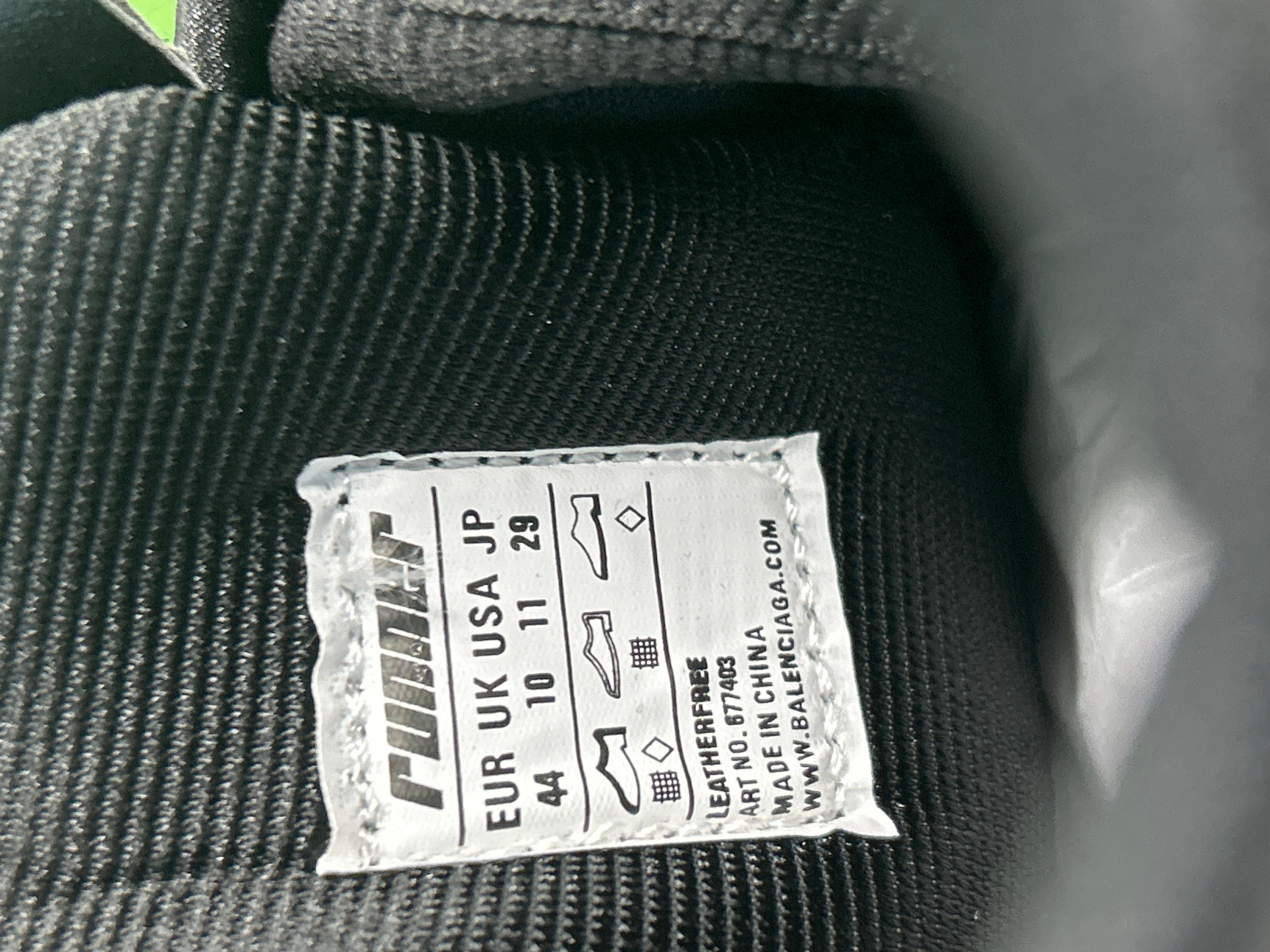 Foto QC 8 de Balenciaga Runner Black 677403 W3RA9 1000