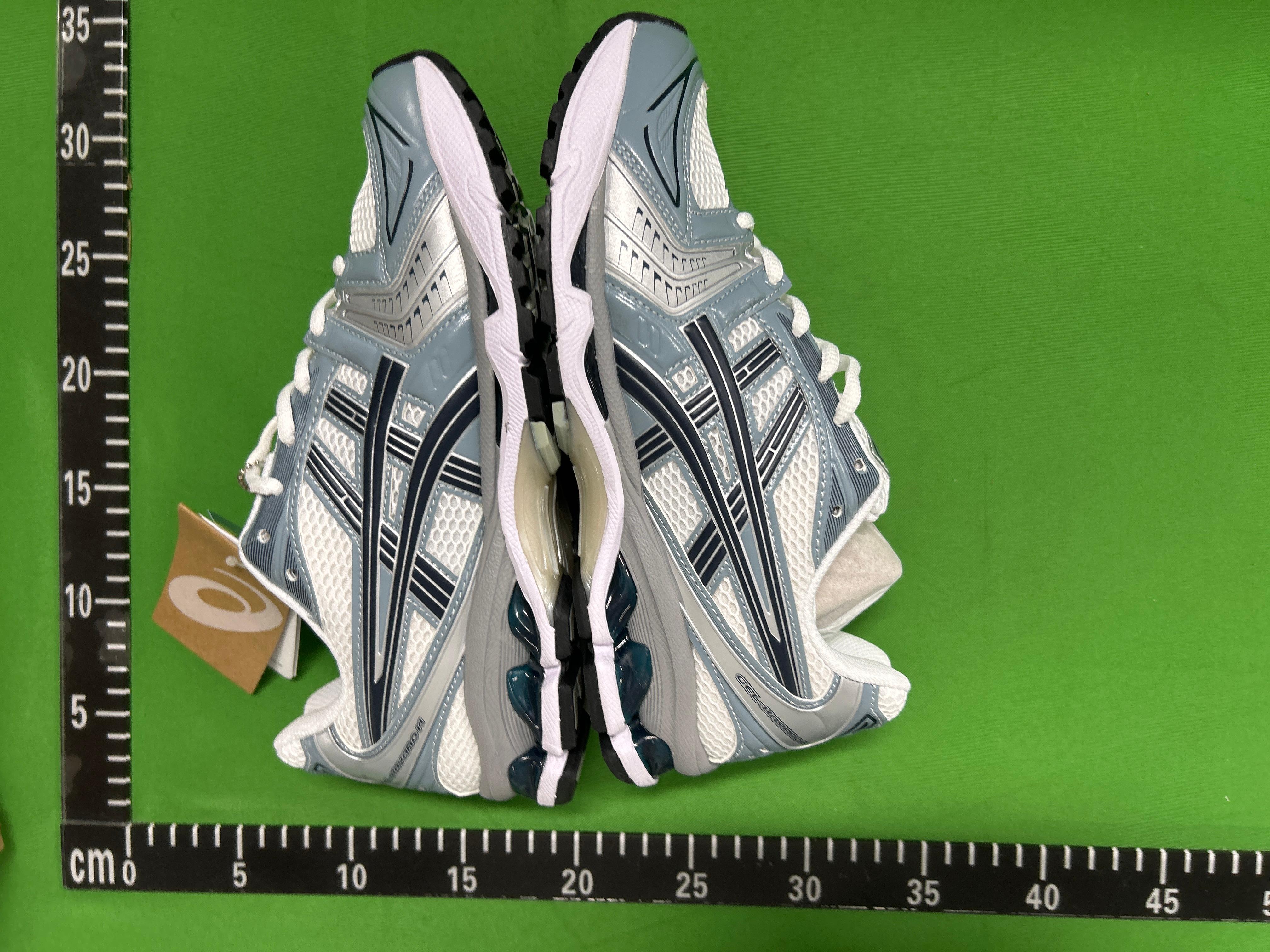 Foto QC 6 de Asics GEL-Kayano 14 Cream Black 1201A019-108