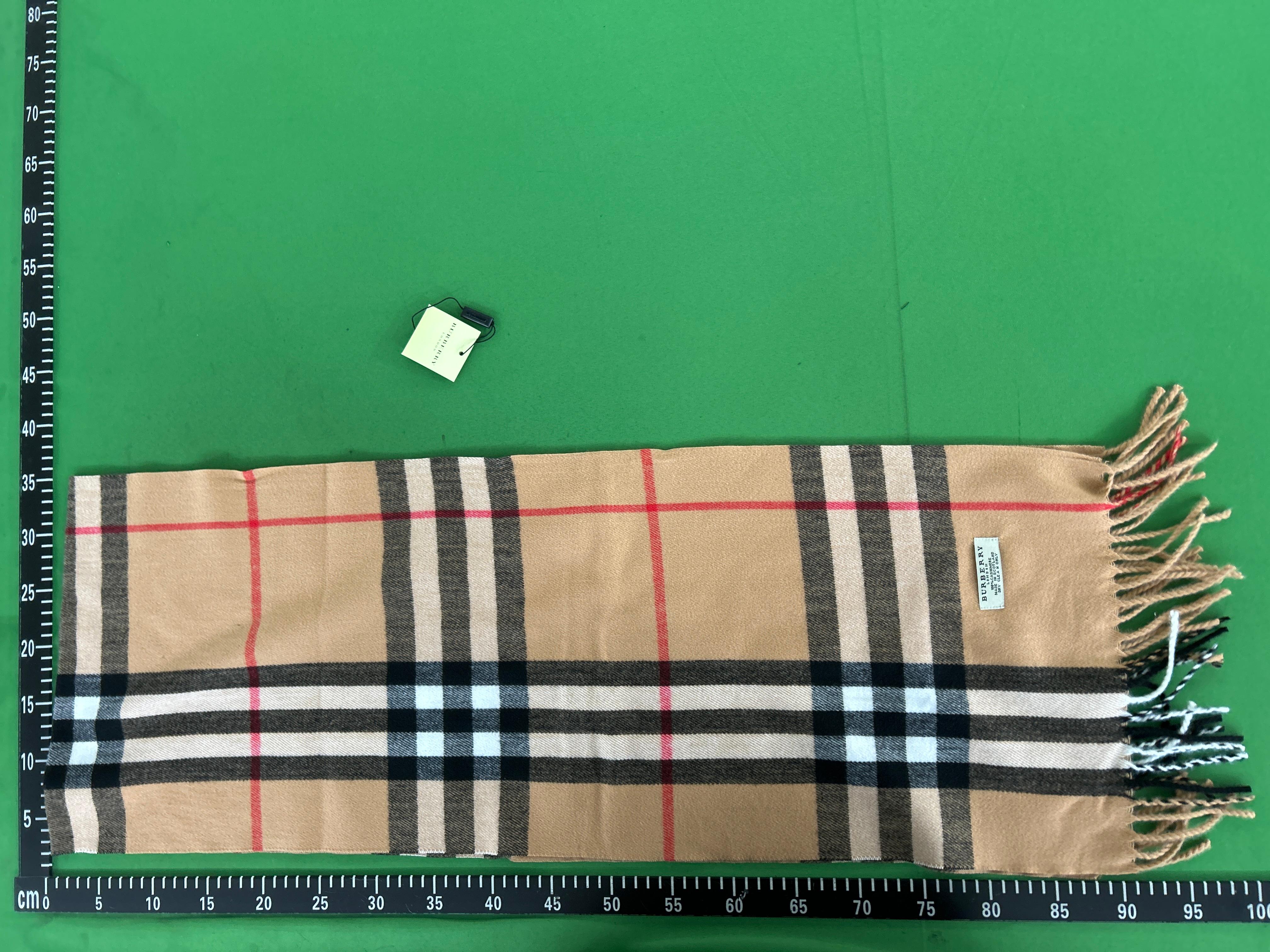 Foto QC 7 de Burberry Scarf Check Light Blue
