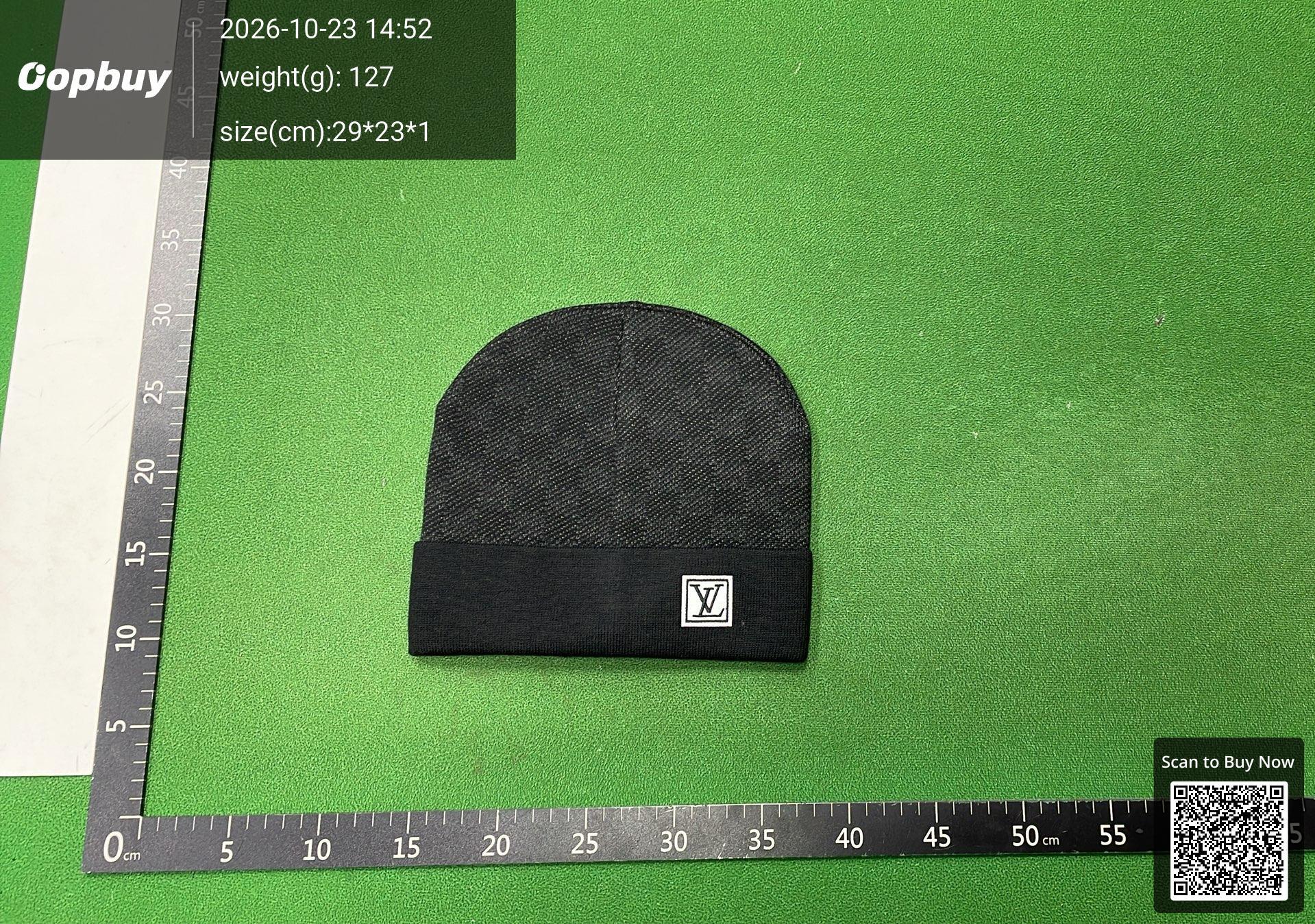 Foto QC 3 de Louis Vuitton Petit Damier Beanie Grey