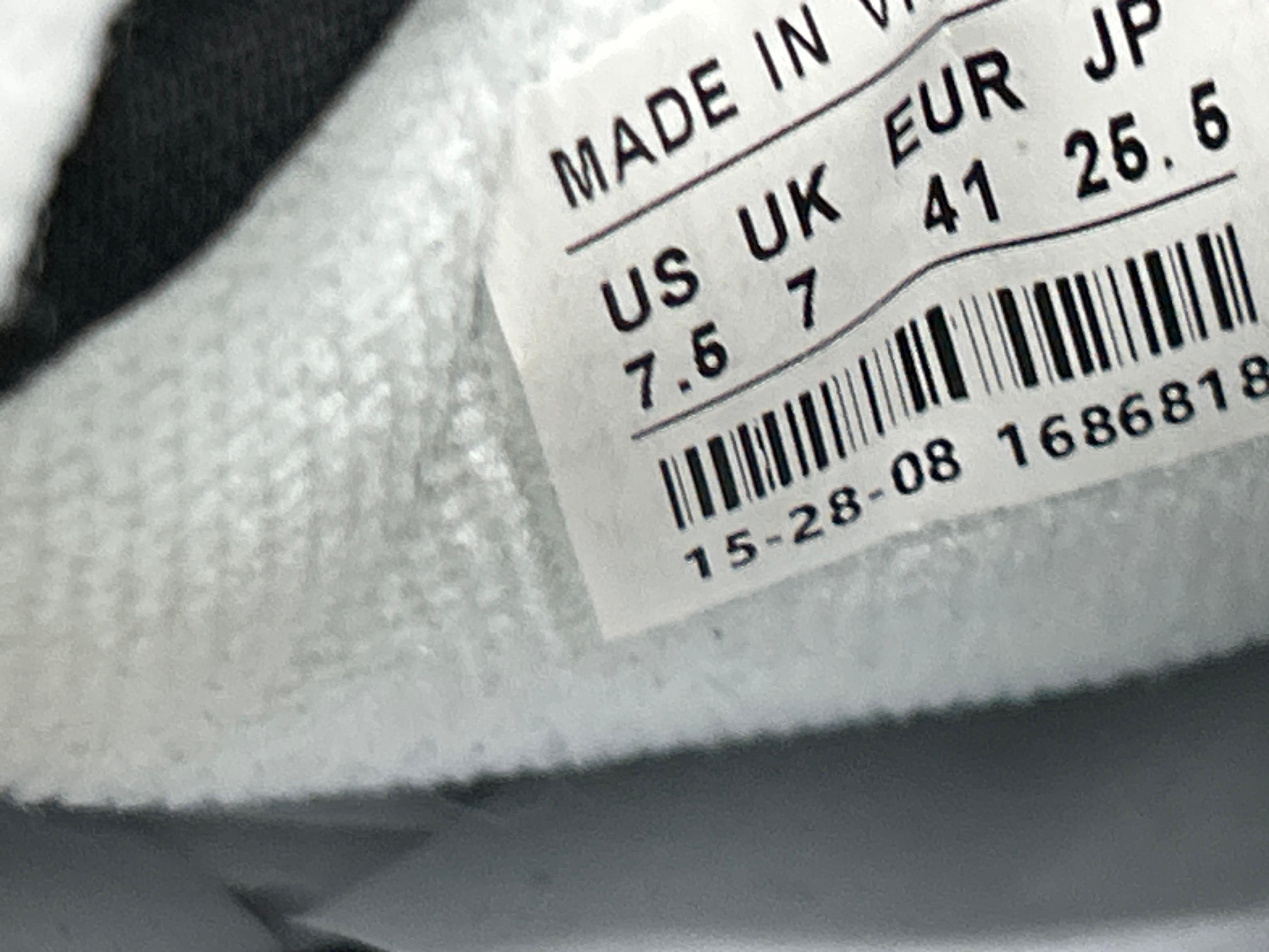 Foto QC 8 de Vans Knu Skool Low Black White VN0009QC6BT