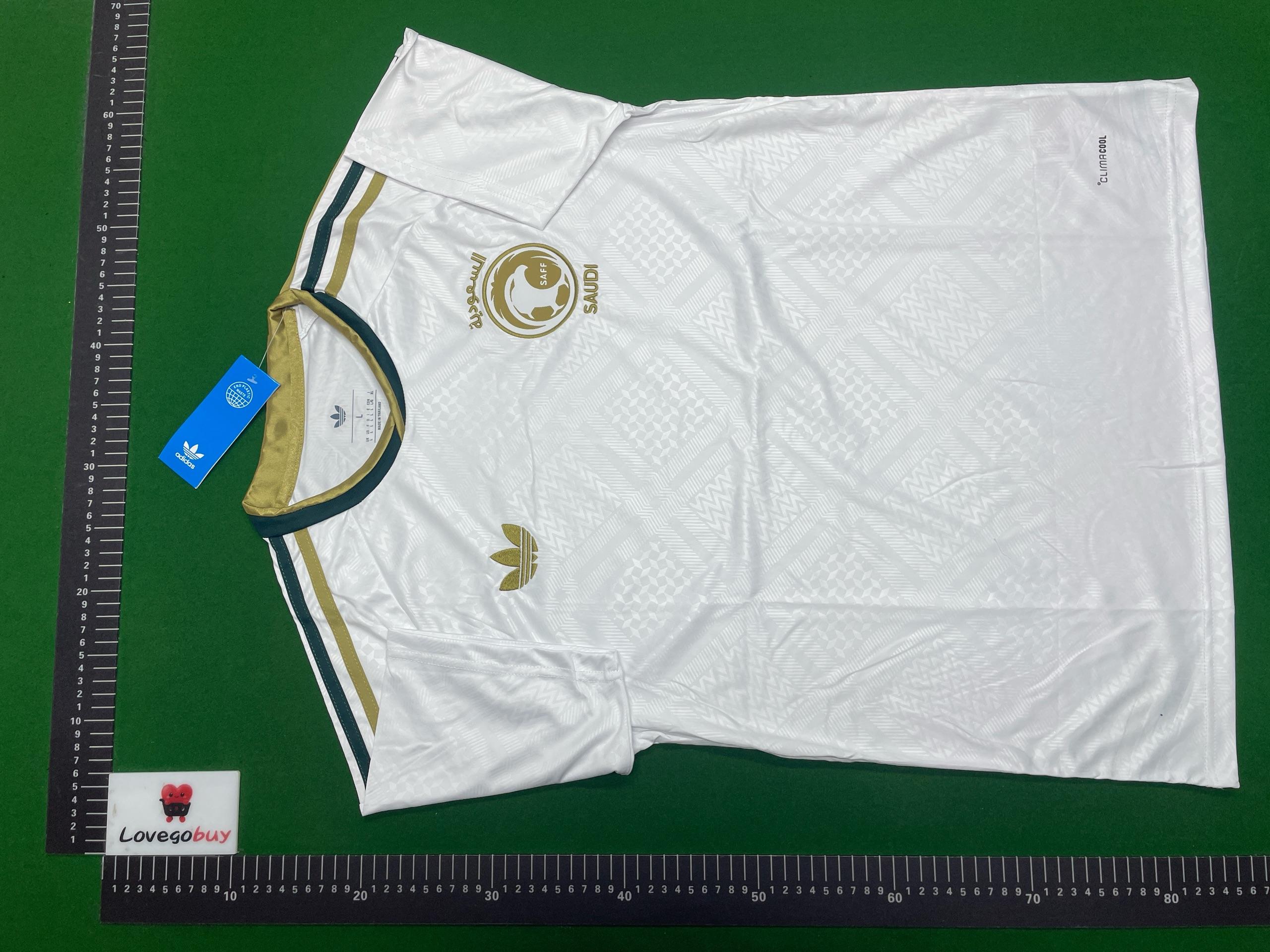 Foto QC 3 de adidas x Spain National Football Team 2026 Home Jersey Maroon/Gold
