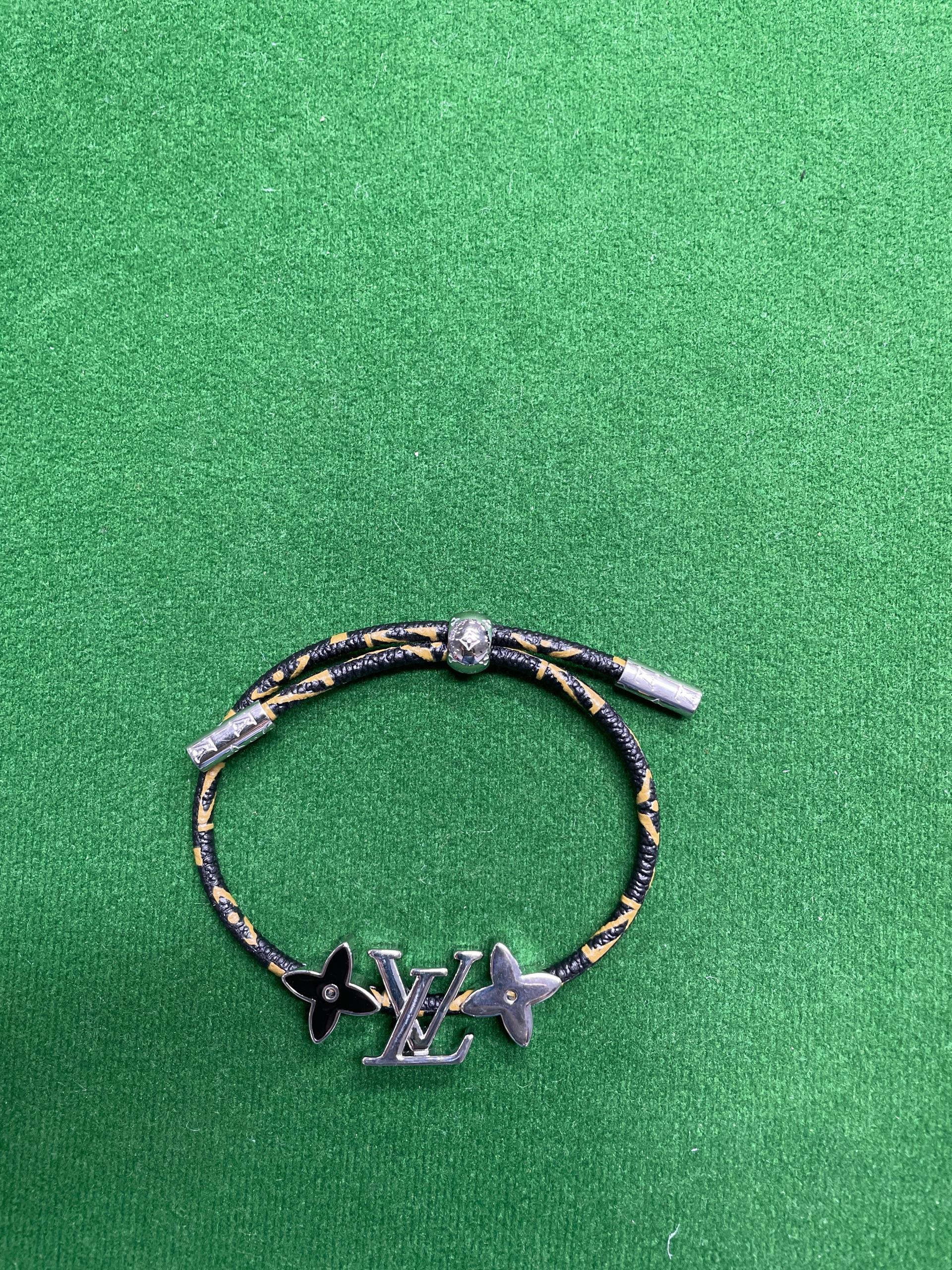 Foto QC 5 de Louis Vuitton Monogram Bracelet Leather Black