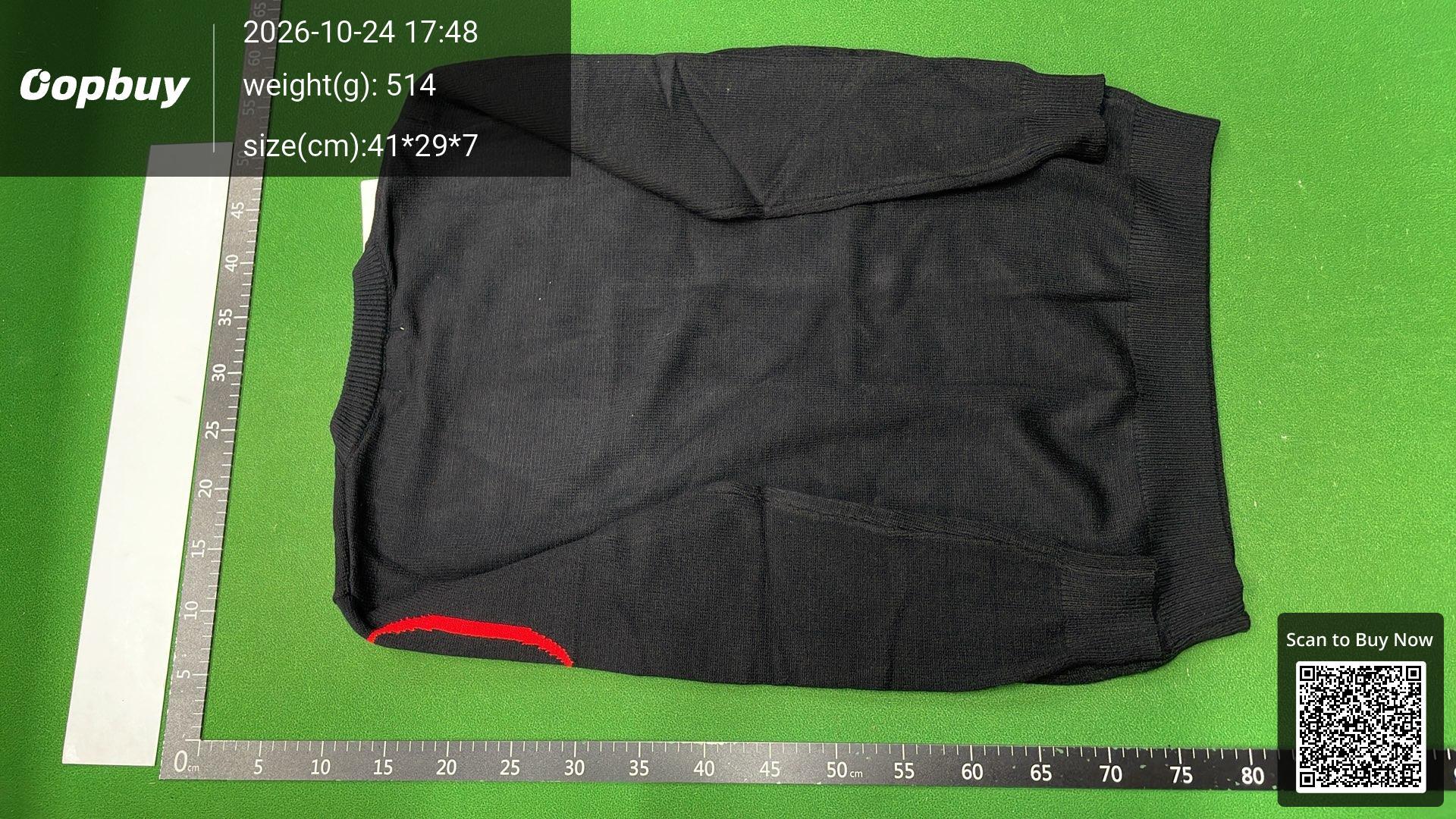 Foto QC 3 de Valentino Crewneck Sweater Logo Black Red