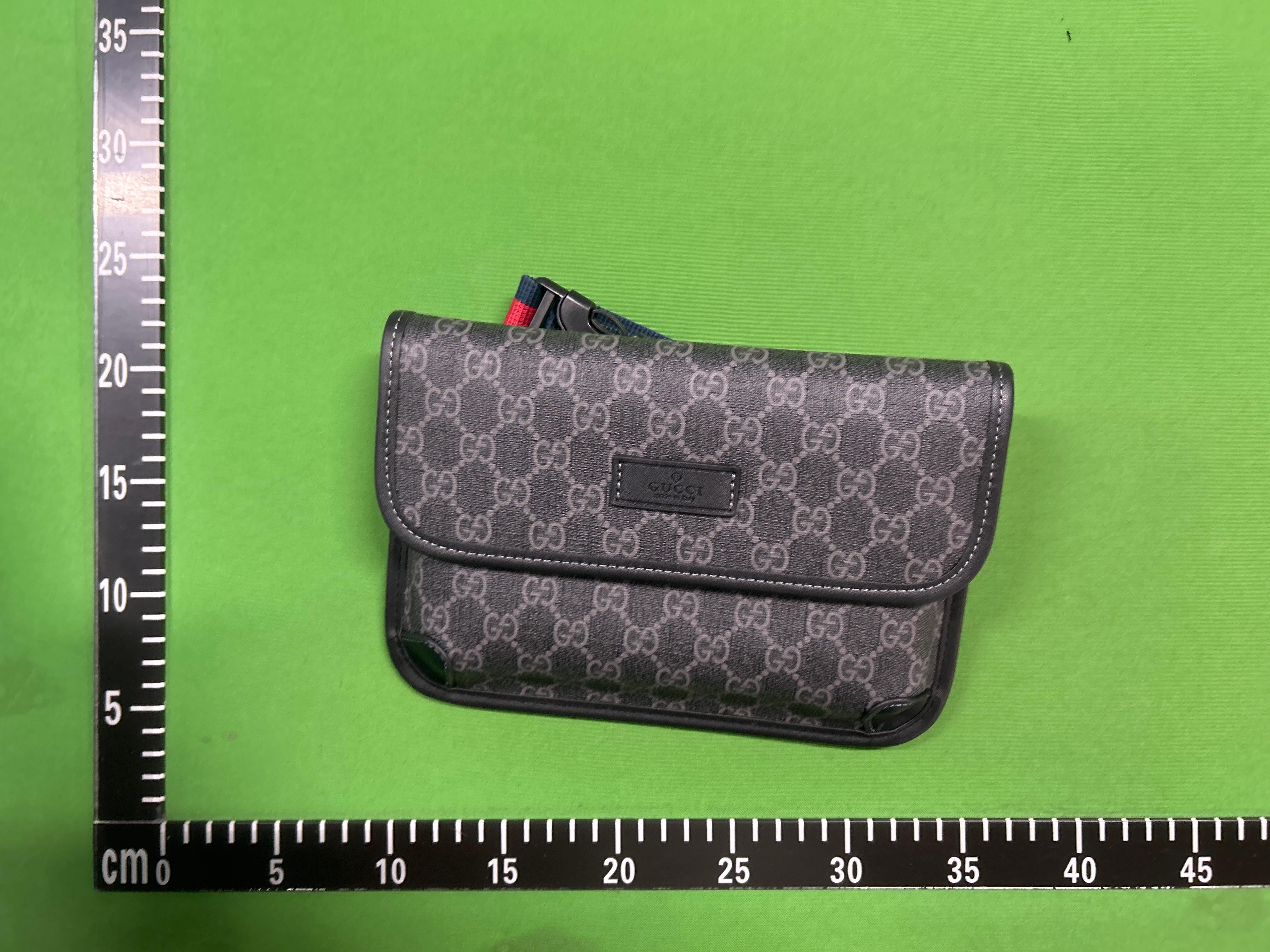 Foto QC 5 de Louis Vuitton Trio Messenger Monogram Shadow Black