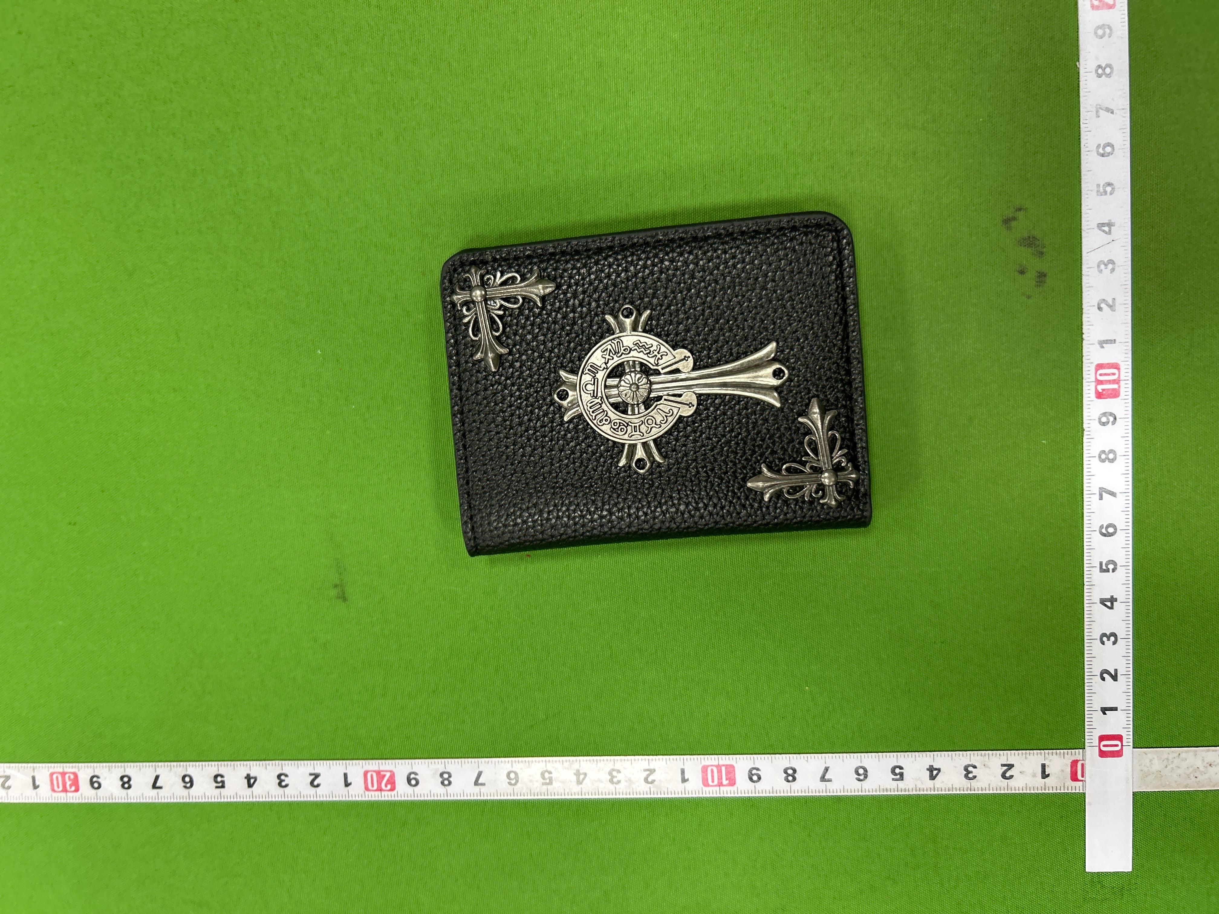 Foto QC 4 de Chrome Hearts Horseshoe Logo CH Cross Wallet Lychee Pattern Black
