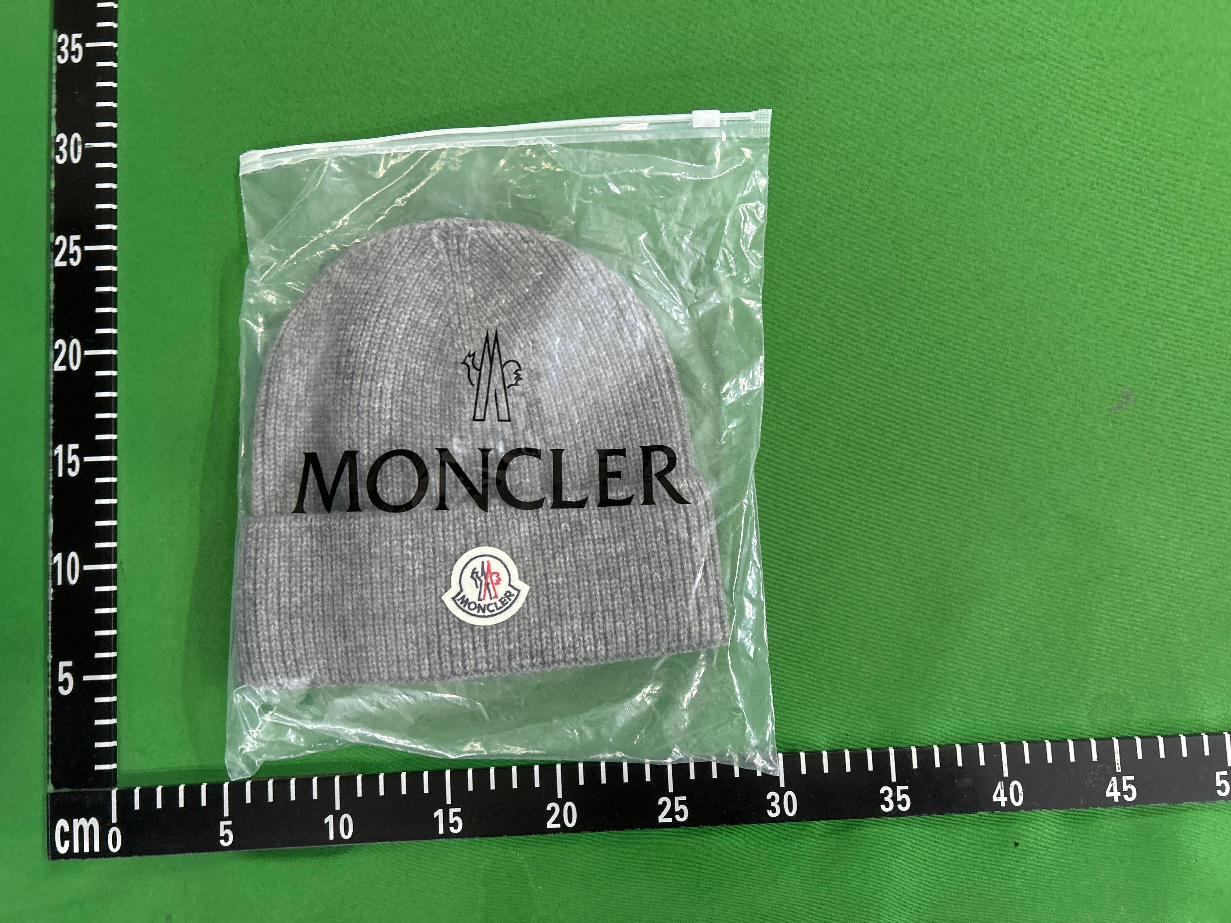 Foto QC 7 de Louis Vuitton Set 2-Piece Grey
