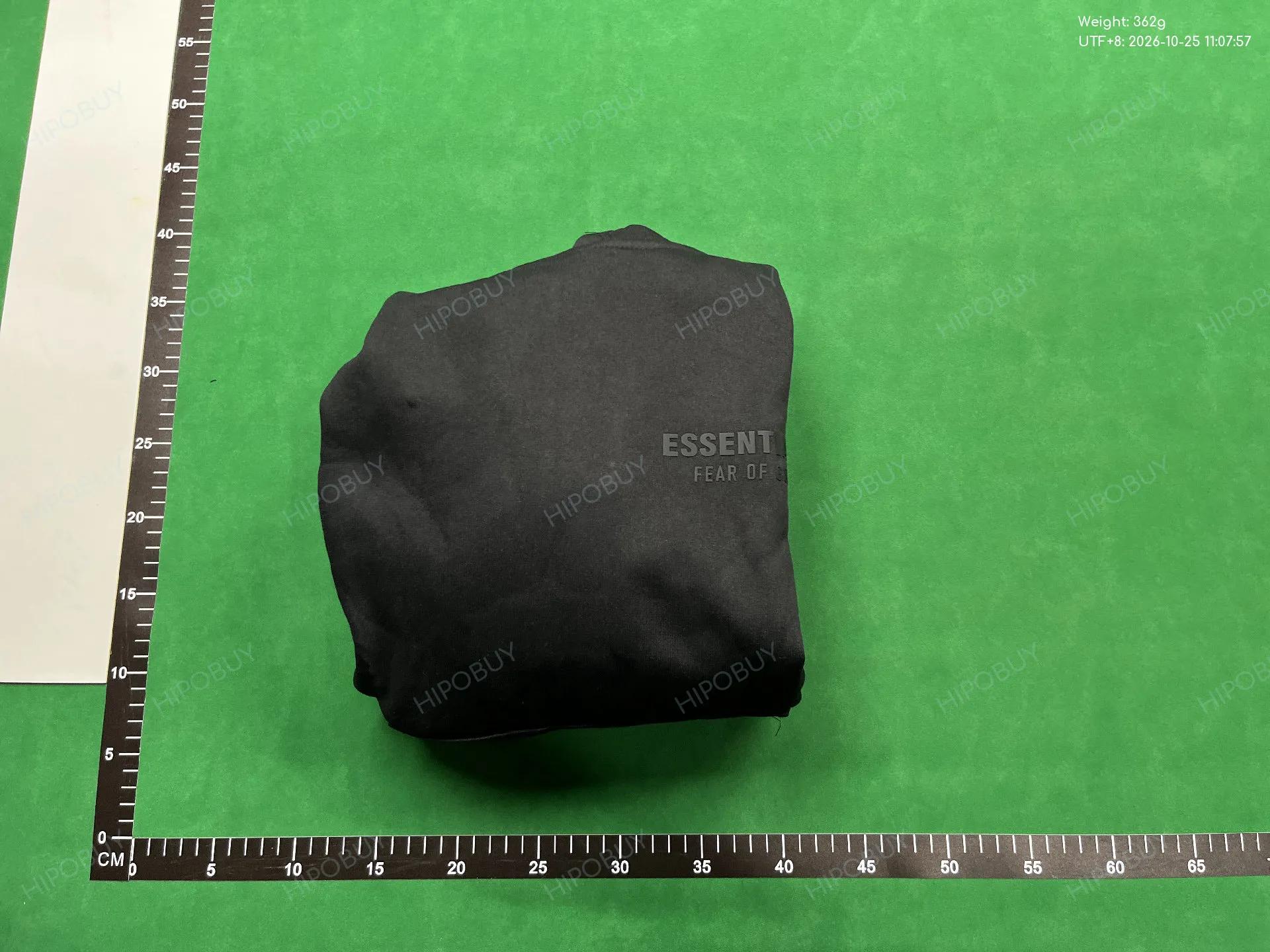 Foto QC 4 de Fear of God Essentials Hoodie Back Logo Grey
