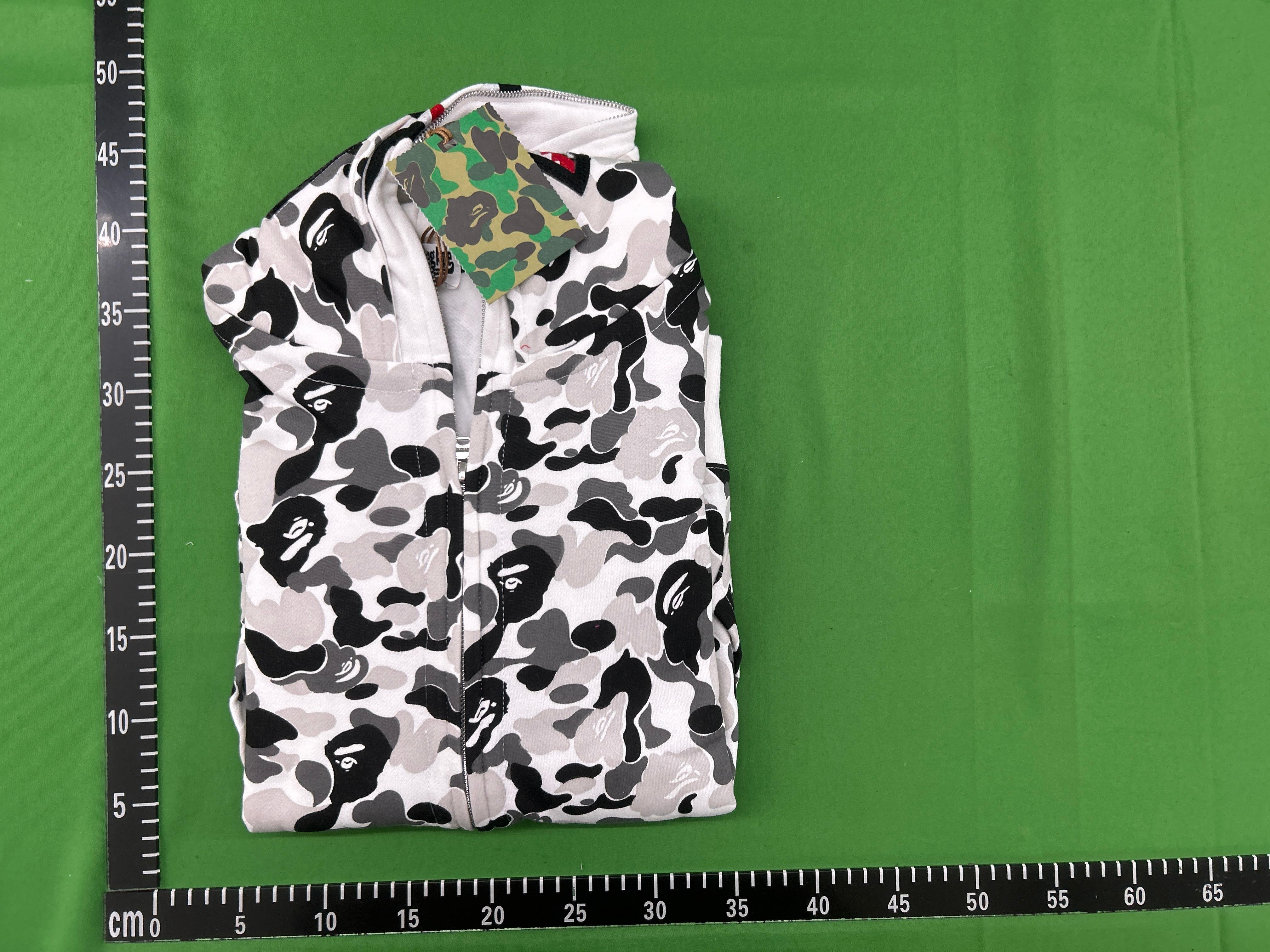 Foto QC 6 de BAPE Shark Full Zip Hooded Jacket Camo White