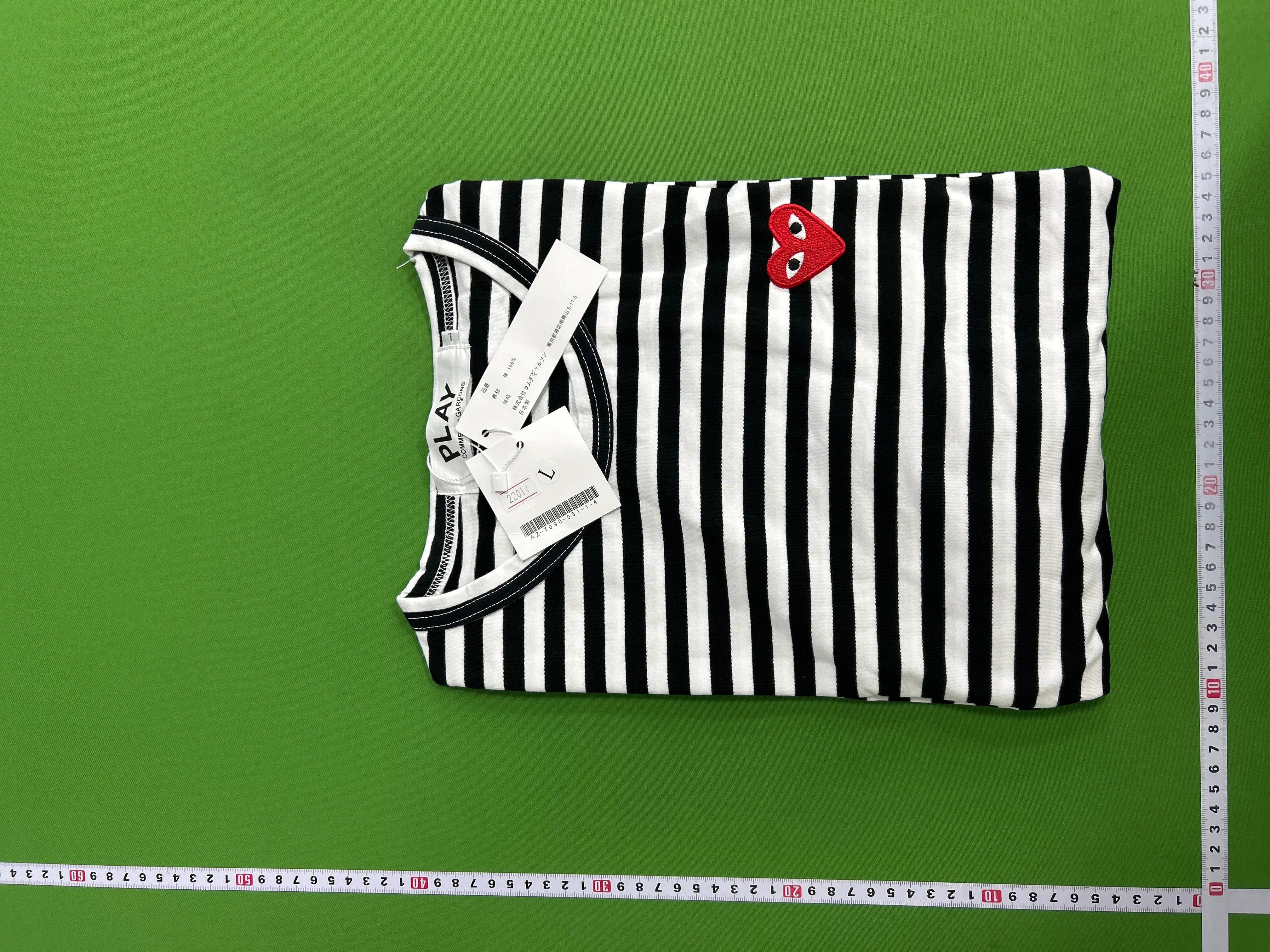 Foto QC 1 de Comme des Garçons Play Double Heart T-shirt White