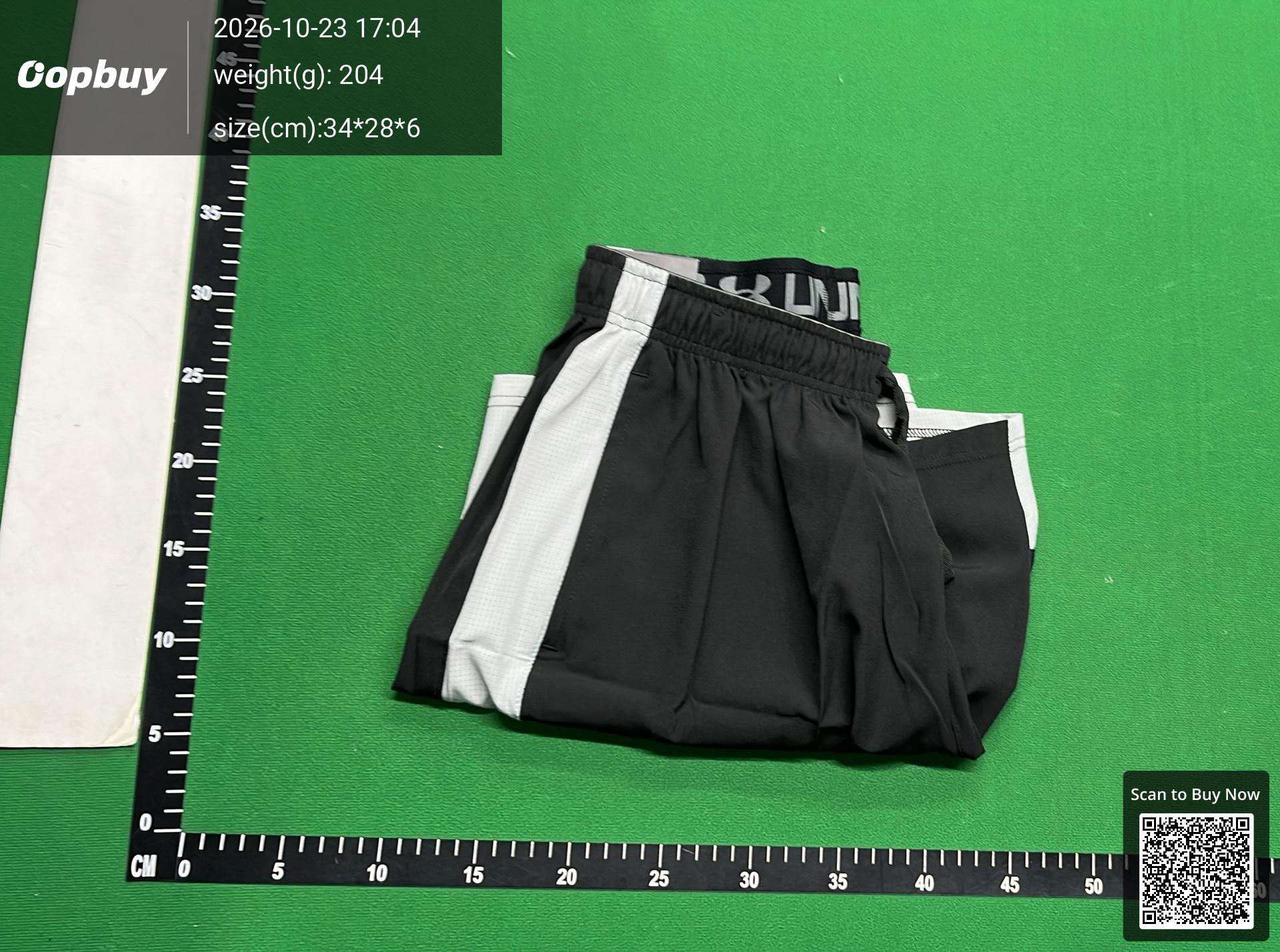 Foto QC 8 de Adidas Shorts Loose Khaki
