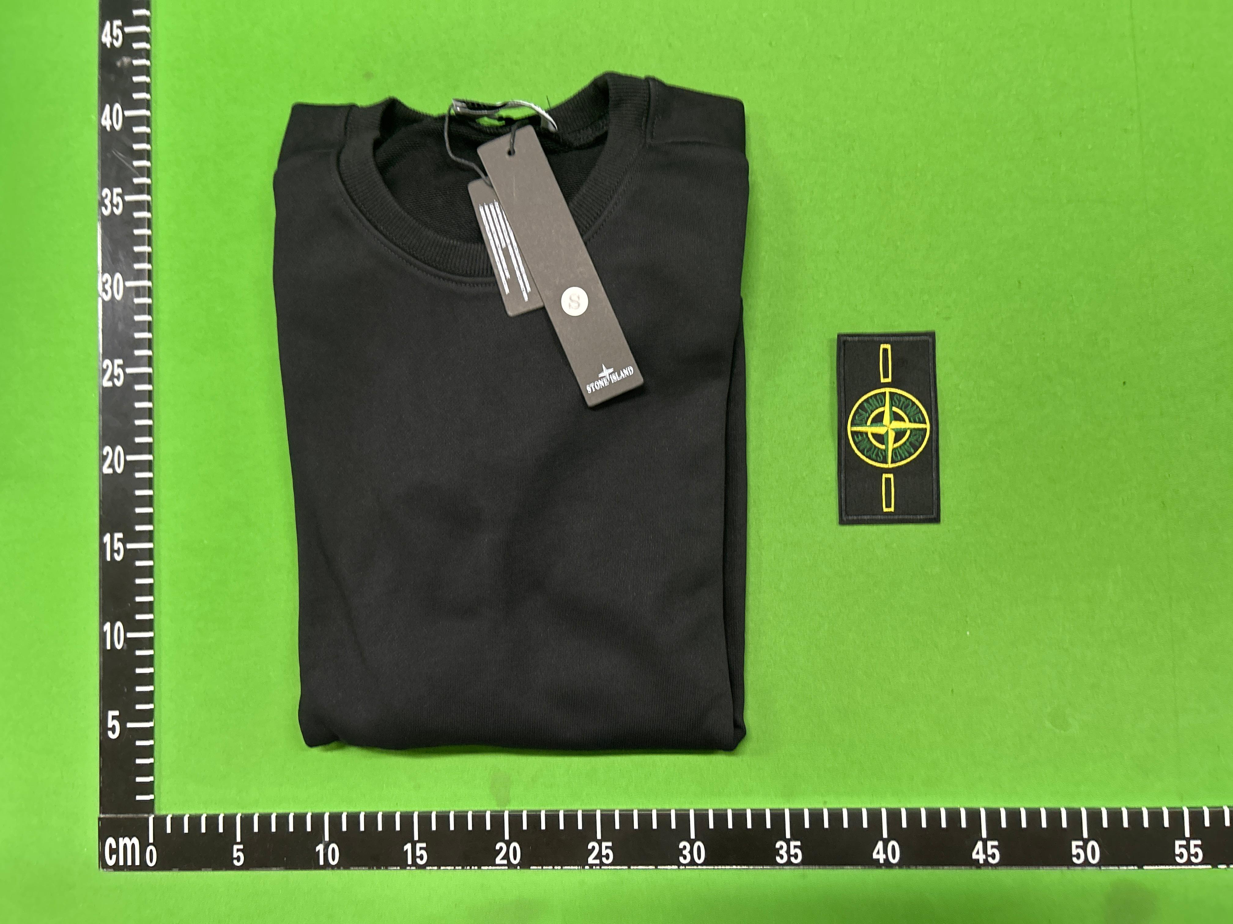Foto QC 1 de Stone Island Crewneck Sweater Badge Black