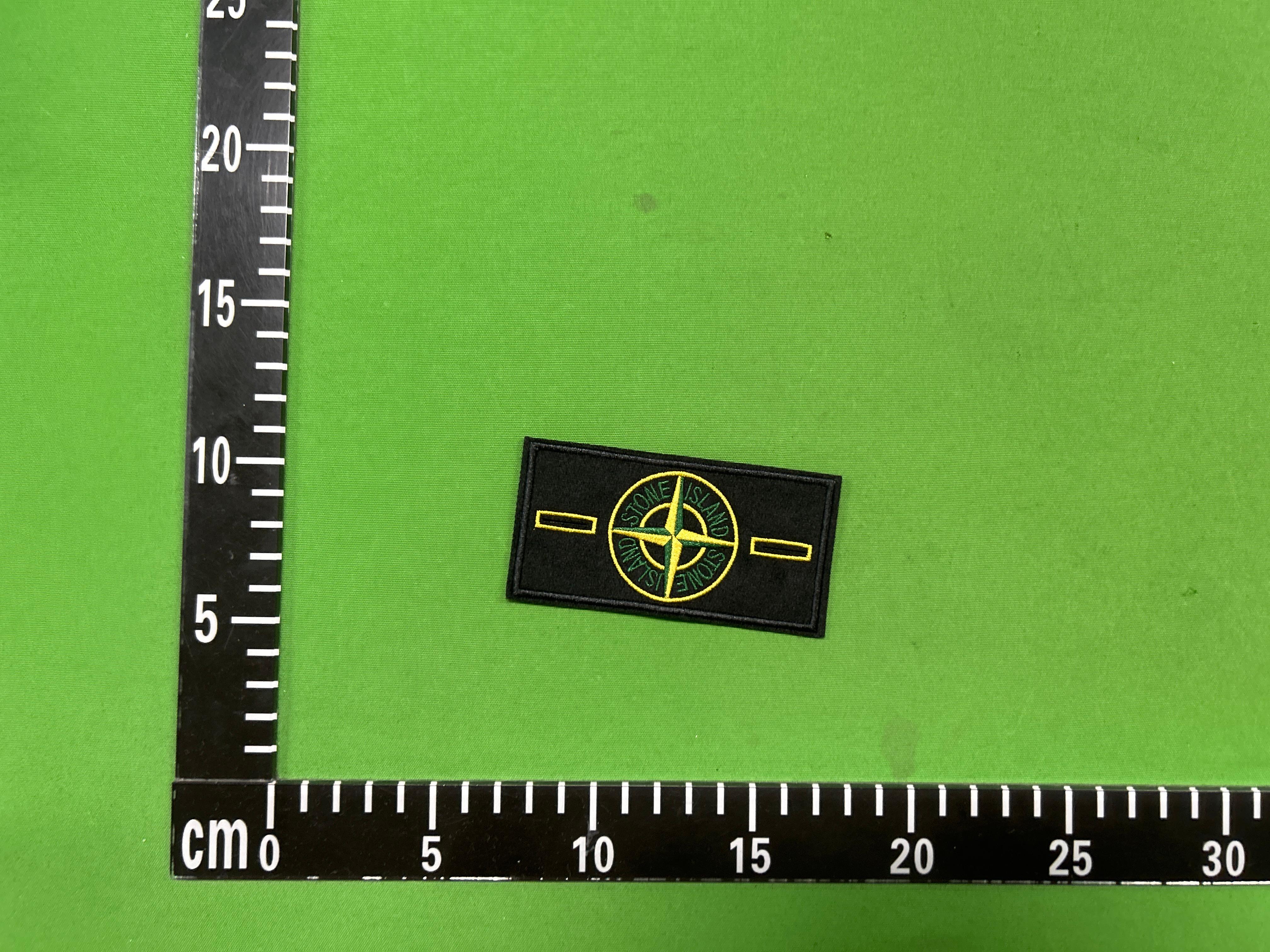 Foto QC 3 de Stone Island Crewneck Sweater Badge Black