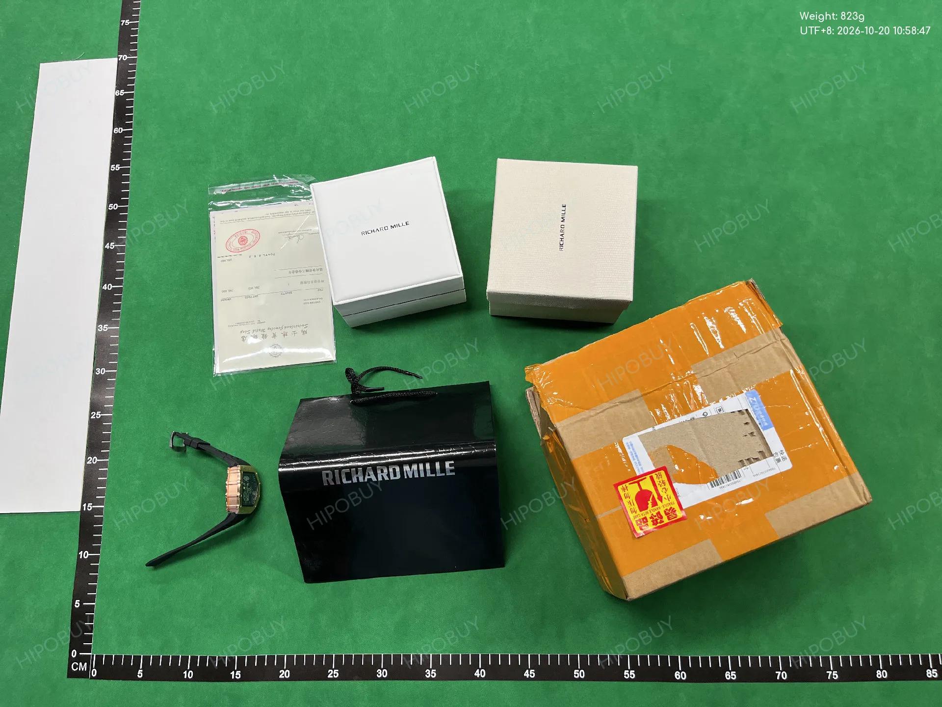 Foto QC 3 de Cartier Santos Iced Out WGSA0011