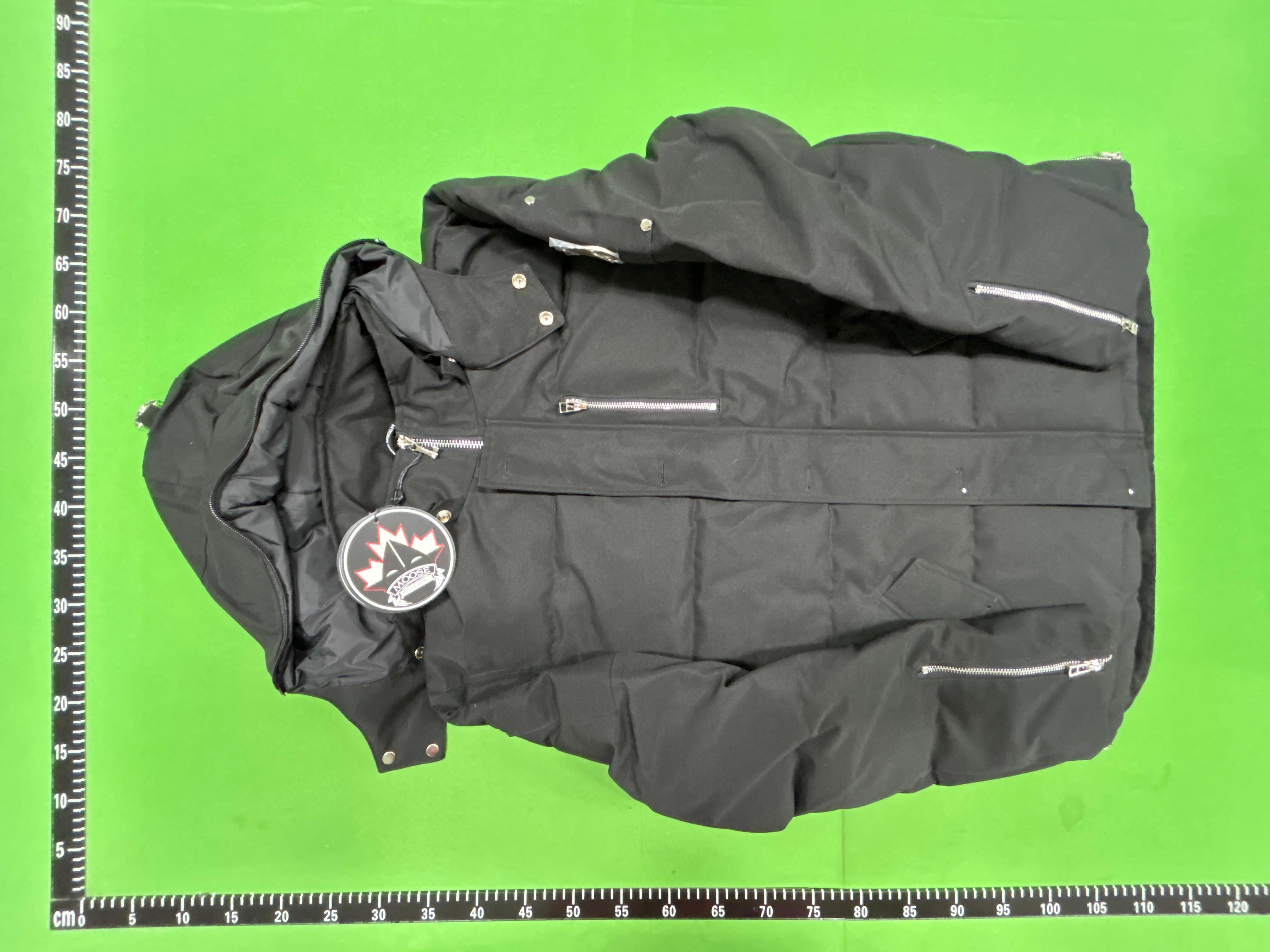 Foto QC 3 de Moose Knuckles Gold Series Down Jacket Fox Fur Black