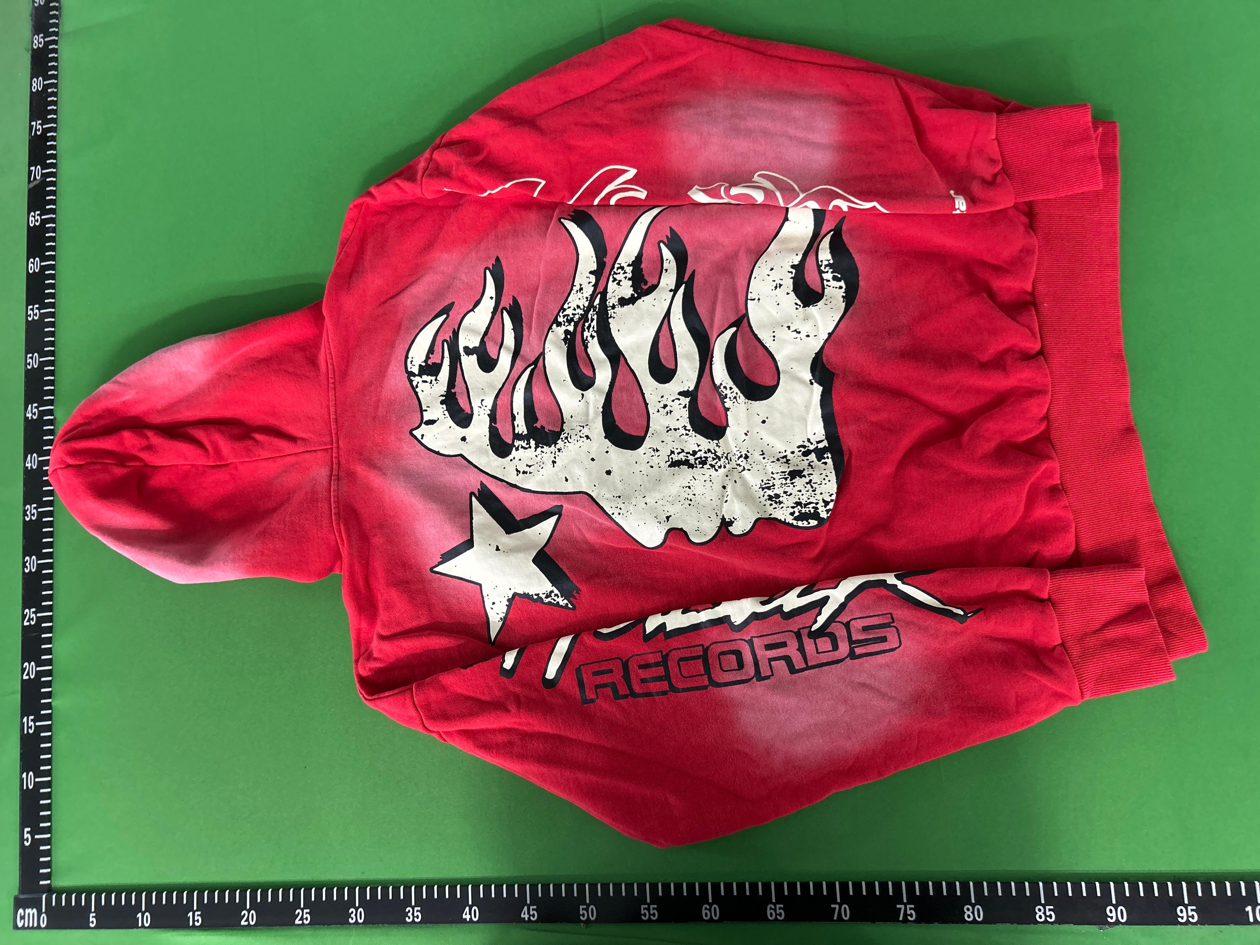 Foto QC 8 de Hellstar Hoodie Star Logo Flame Sleeve Black