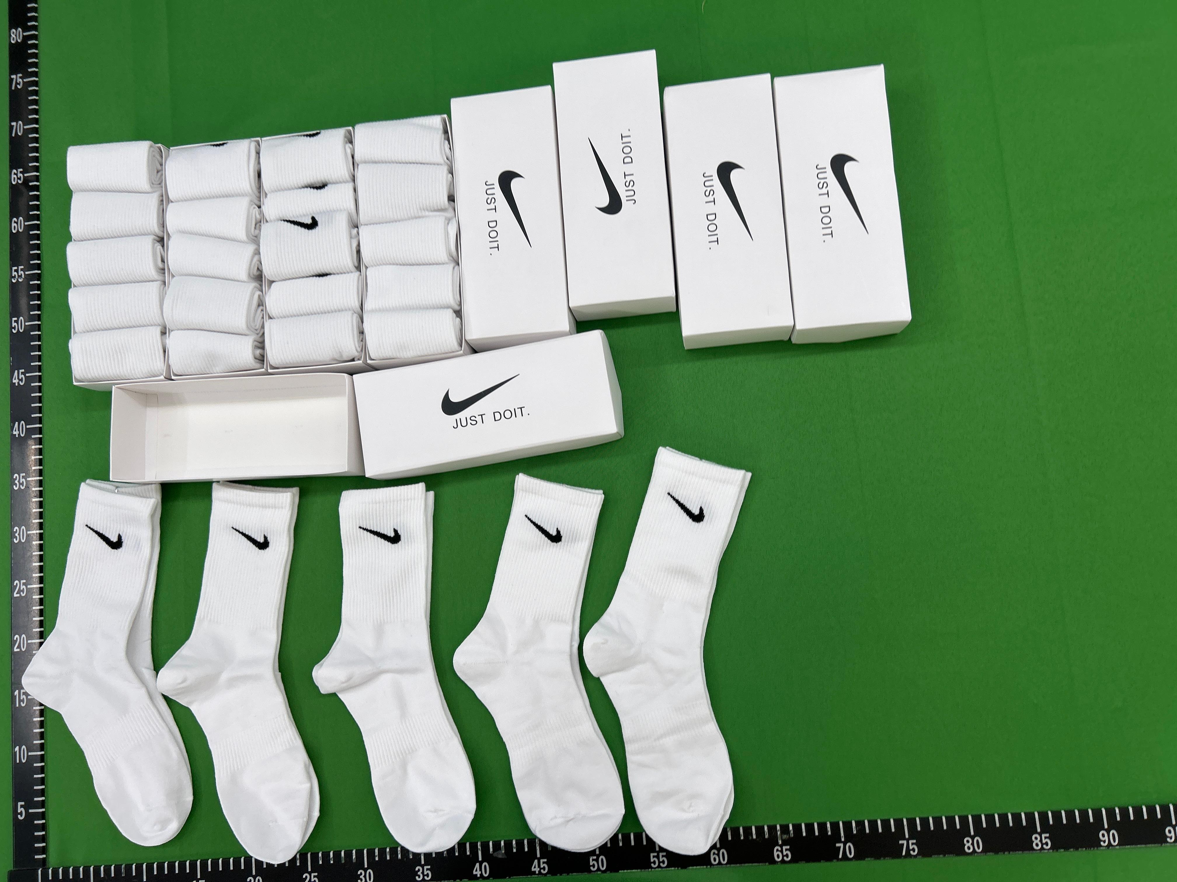 Foto QC 2 de Nike Everyday Crew Socks White Black