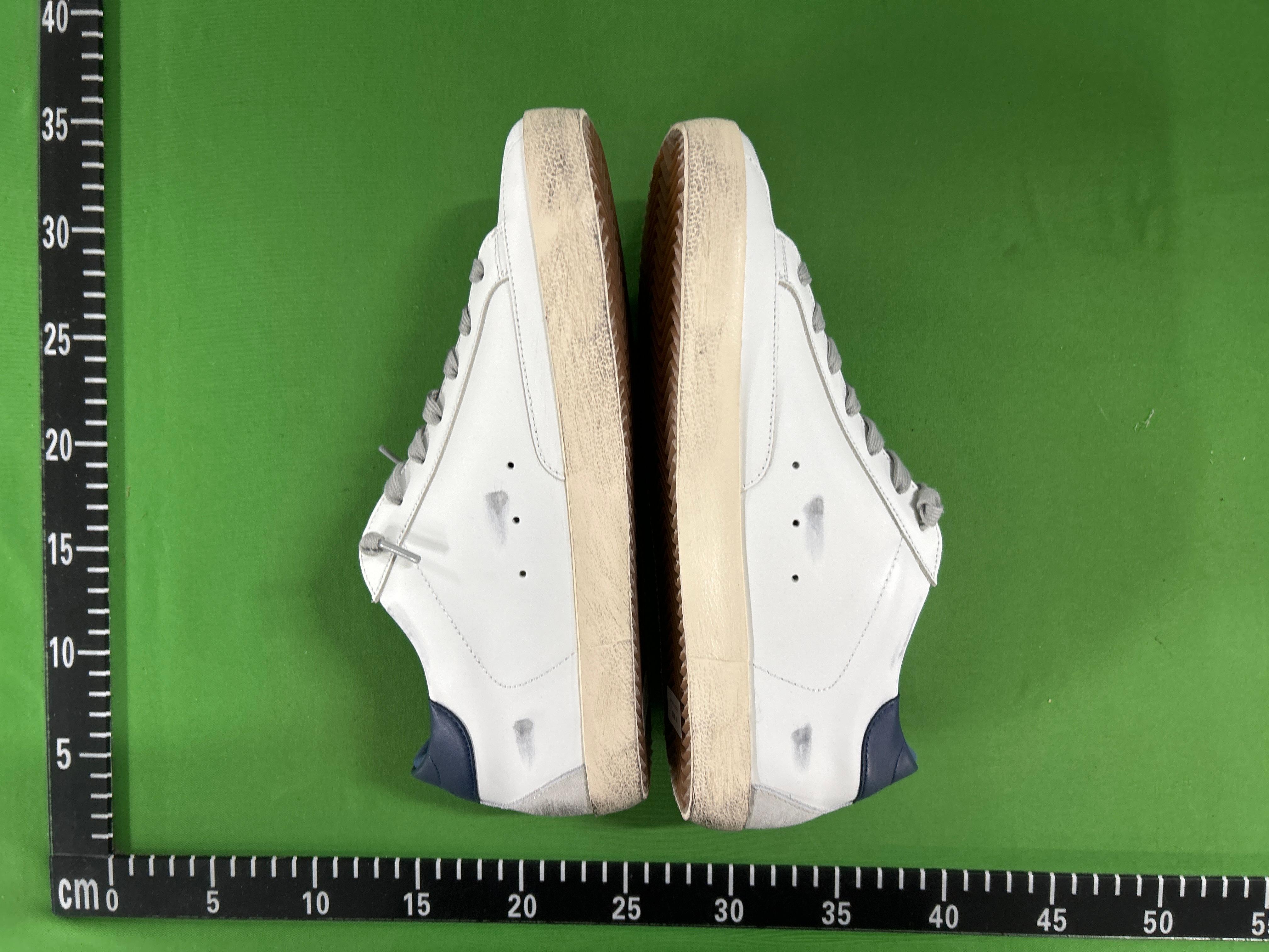 Foto QC 4 de Golden Goose Super-Star Leather Suede Low-Top Sneakers Triple Black
