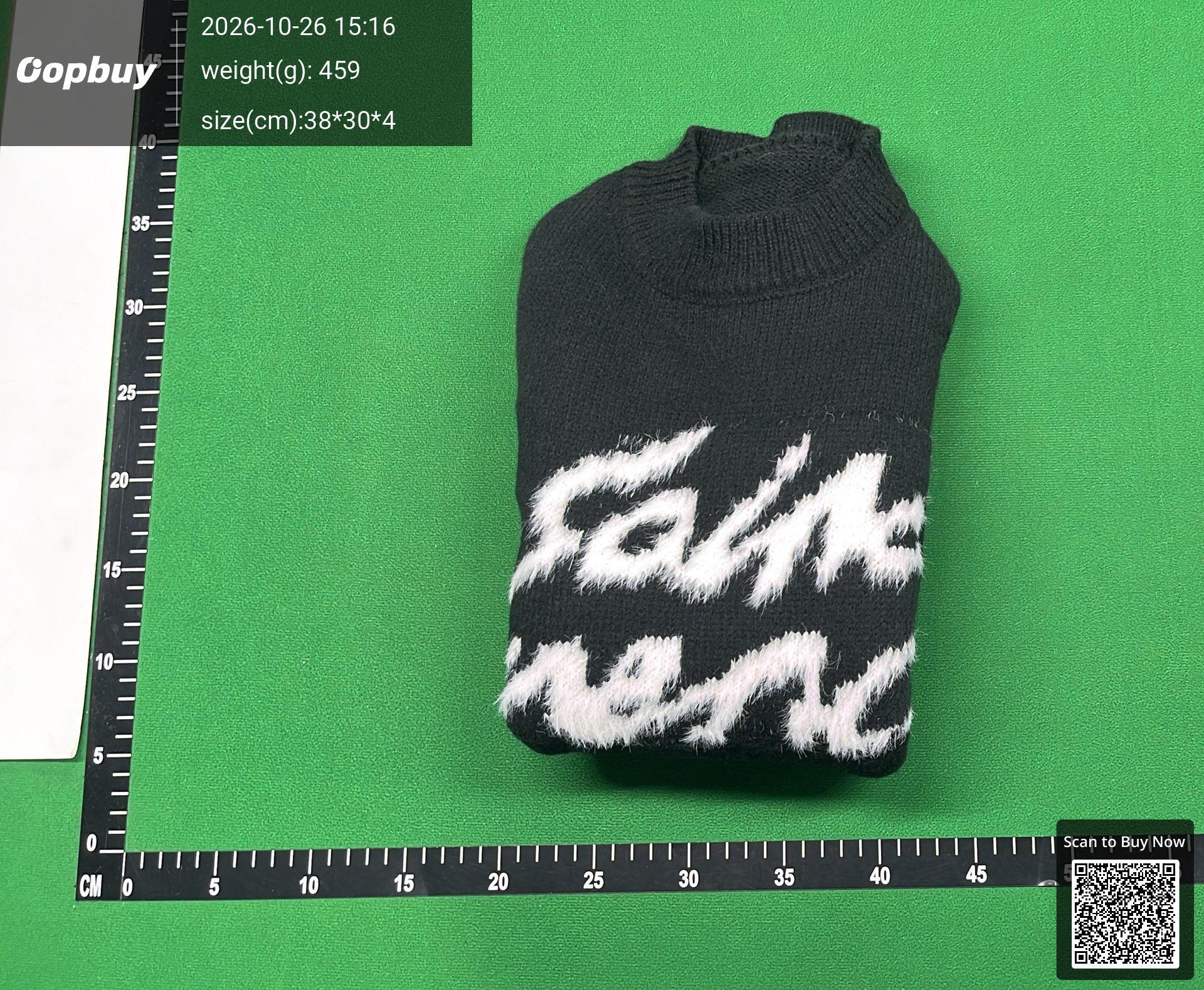 Foto QC 4 de Saint Laurent 90s Crewneck Sweater Logo Mohair-Blend Black