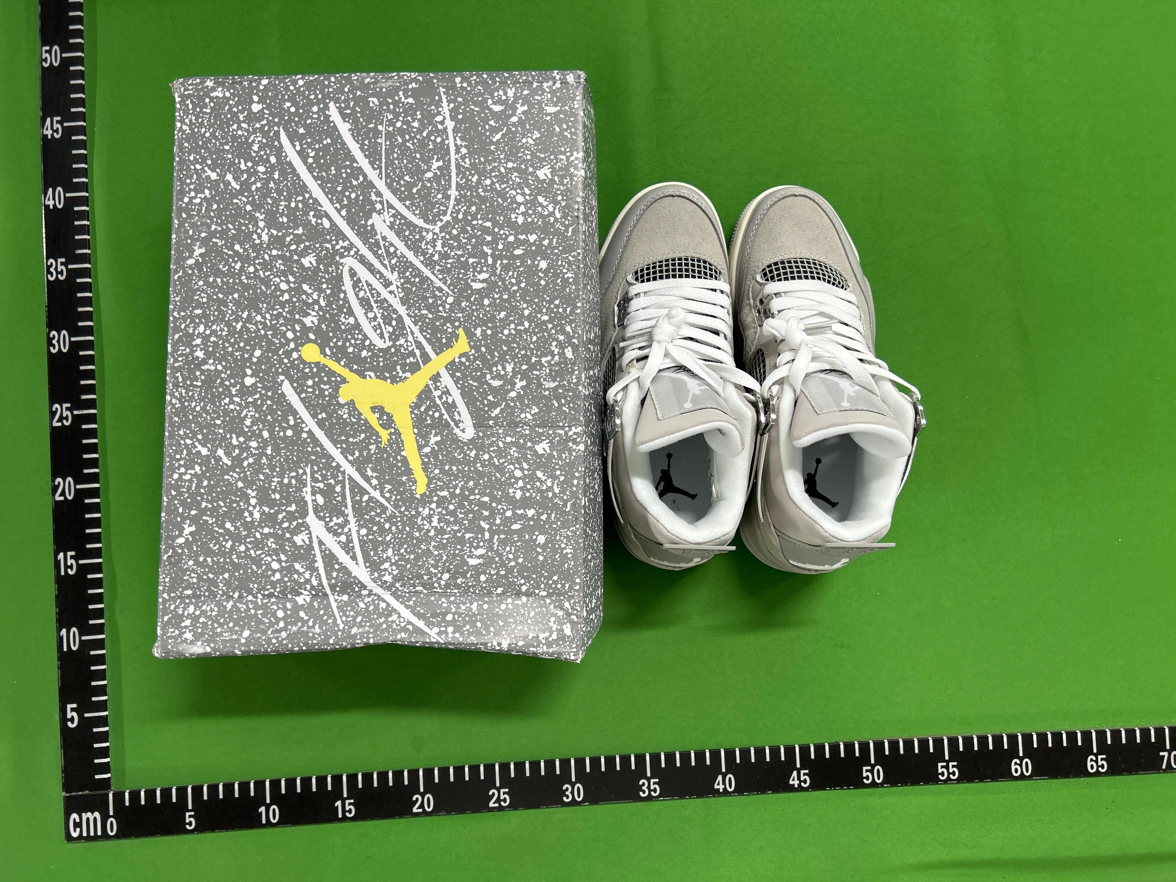 Foto QC 2 de Jordan 4 Retro White Thunder FQ8138-001