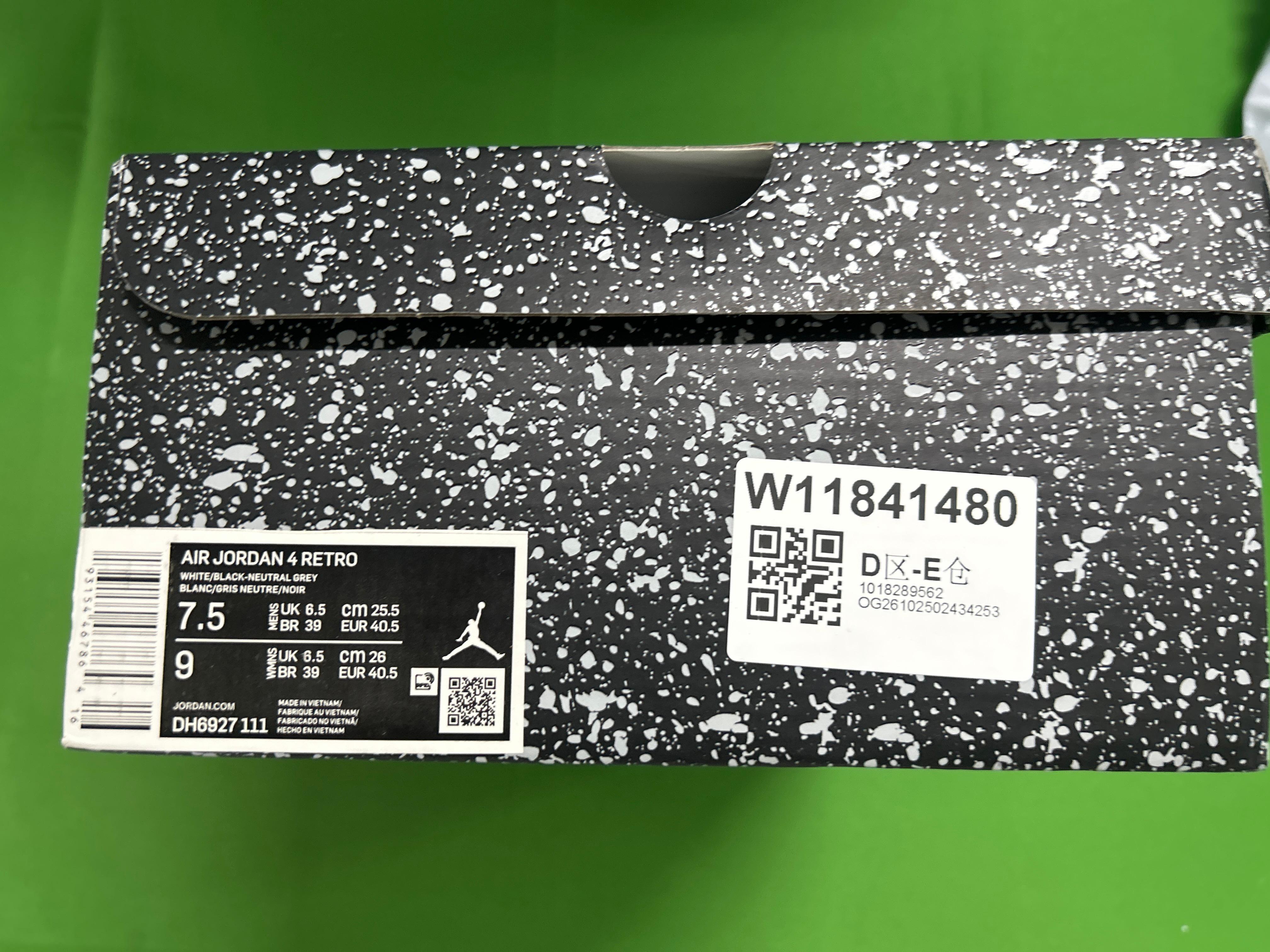 Foto QC 1 de Jordan 4 Retro SP A Ma Maniére Violet Ore DV6773-220