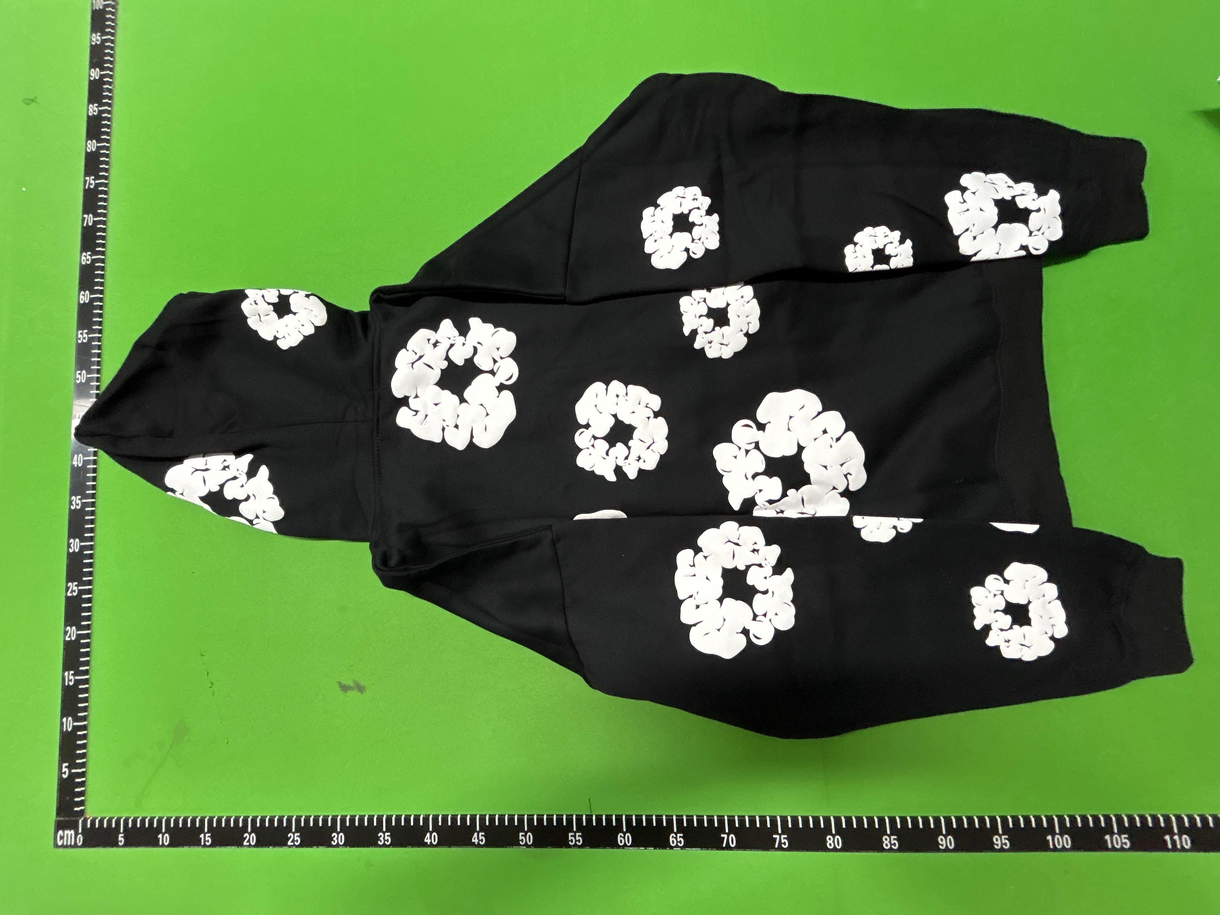 Foto QC 5 de Denim Tears The Cotton Wreath Hoodie Navy