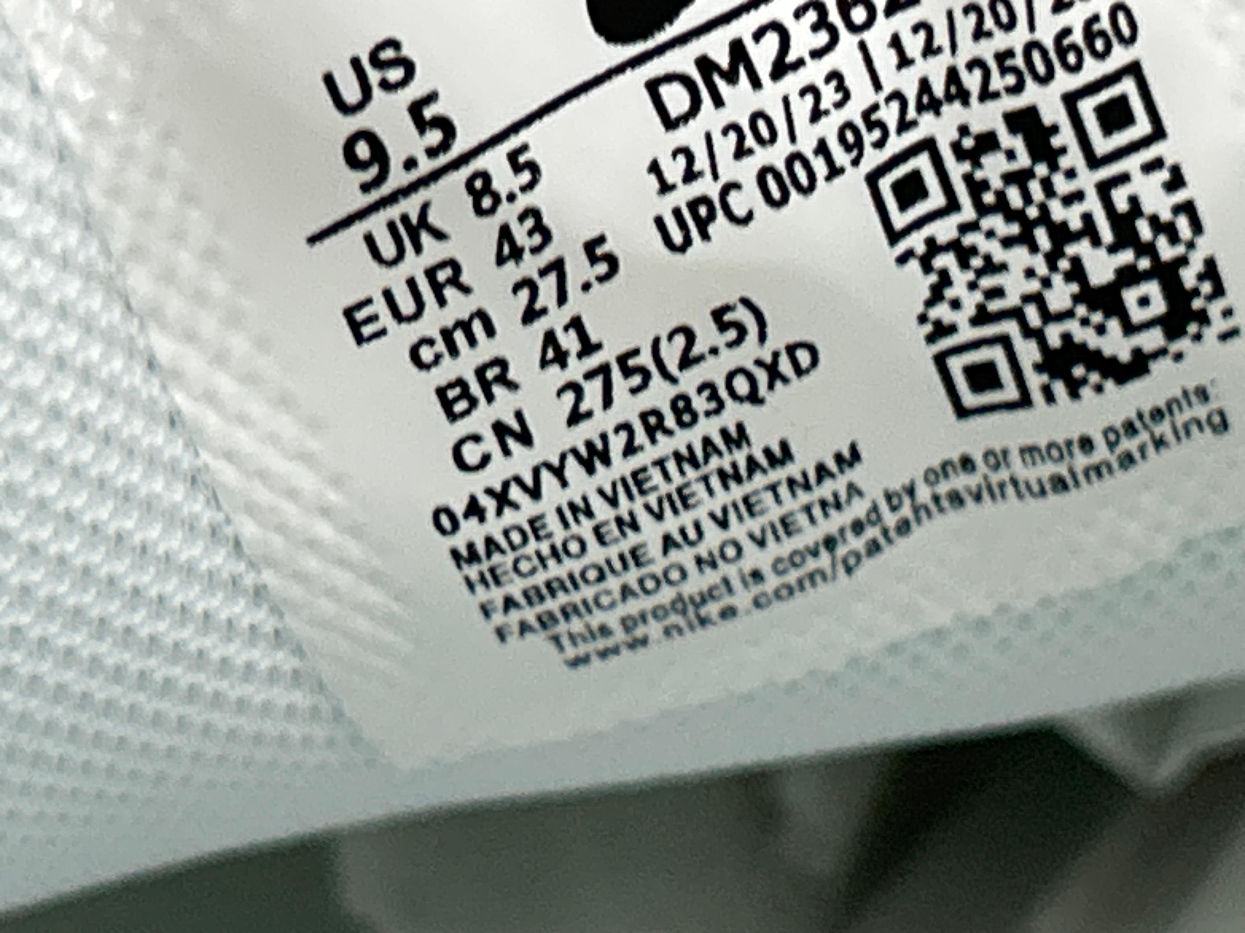 Foto QC 3 de Nike Air Max Plus TN Midnight Navy University Gold DQ3984-400