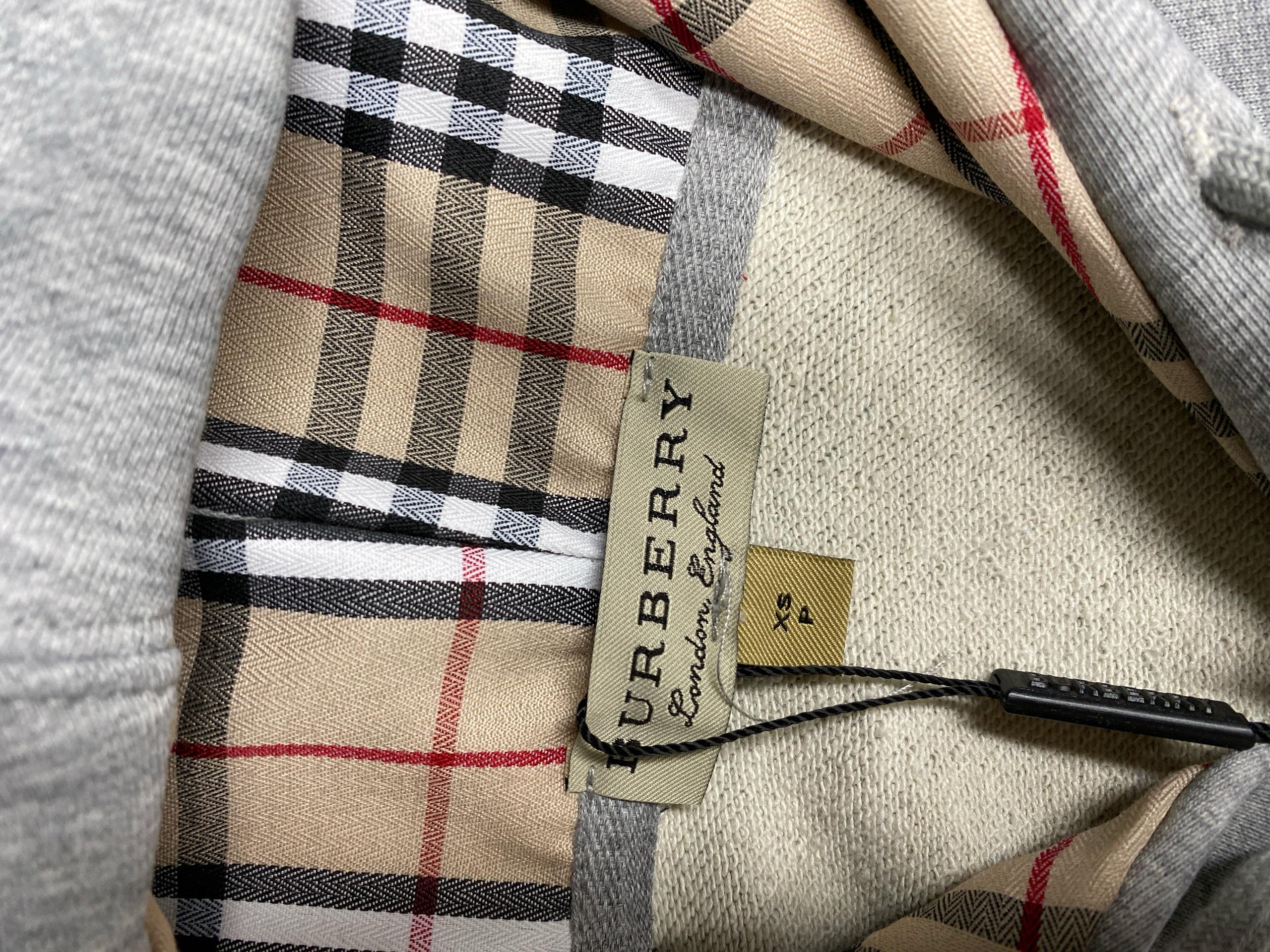 Foto QC 1 de Burberry Equestrian Knight Logo Hoodie Jacket Grey