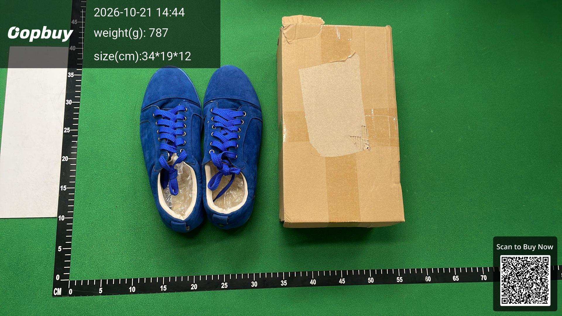 Foto QC 1 de Christian Louboutin Louis Junior Suede Low Top Sneakers
