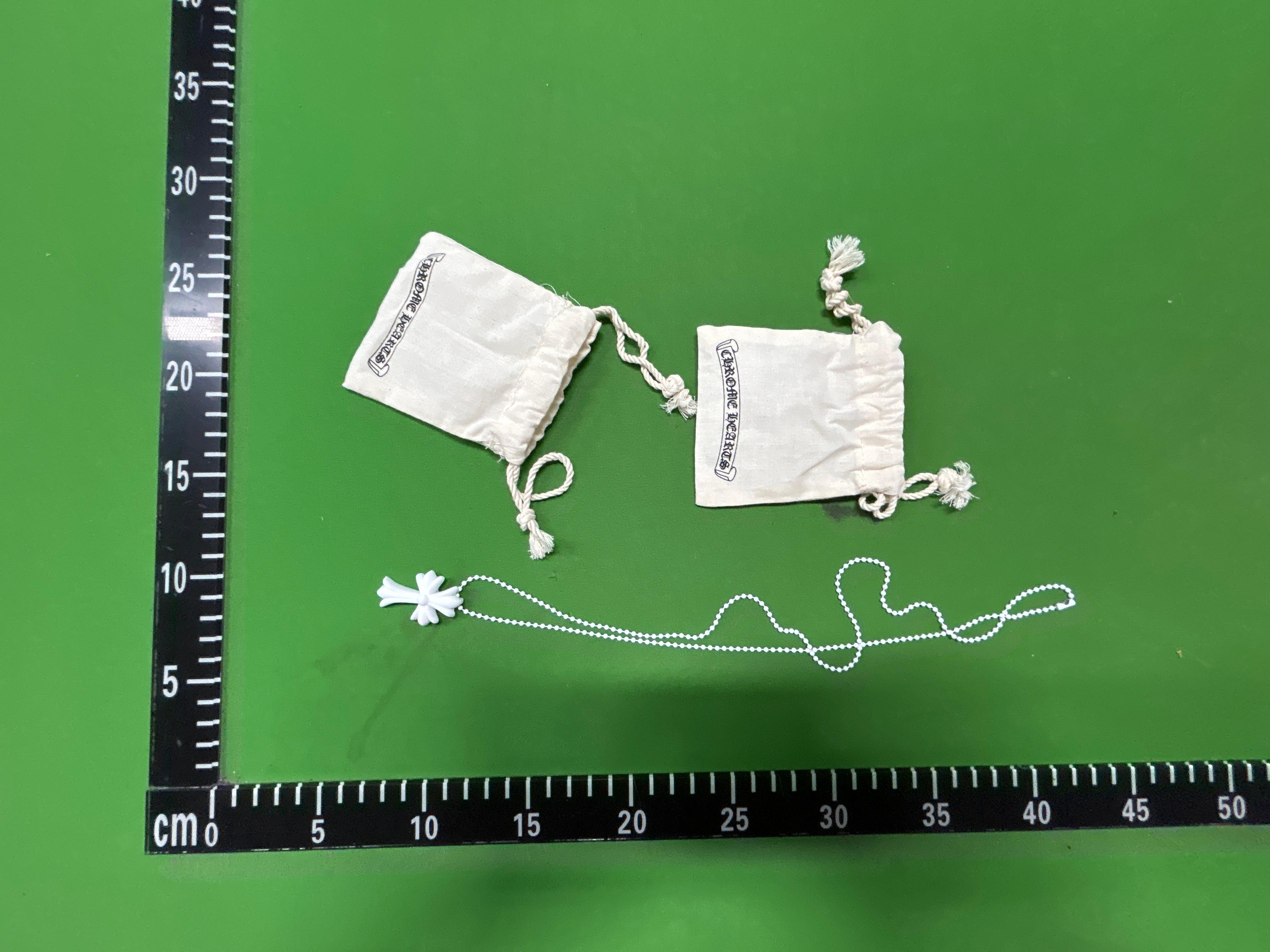 Foto QC 7 de Chrome Hearts Silichrome Cross Necklace Silicone Pink