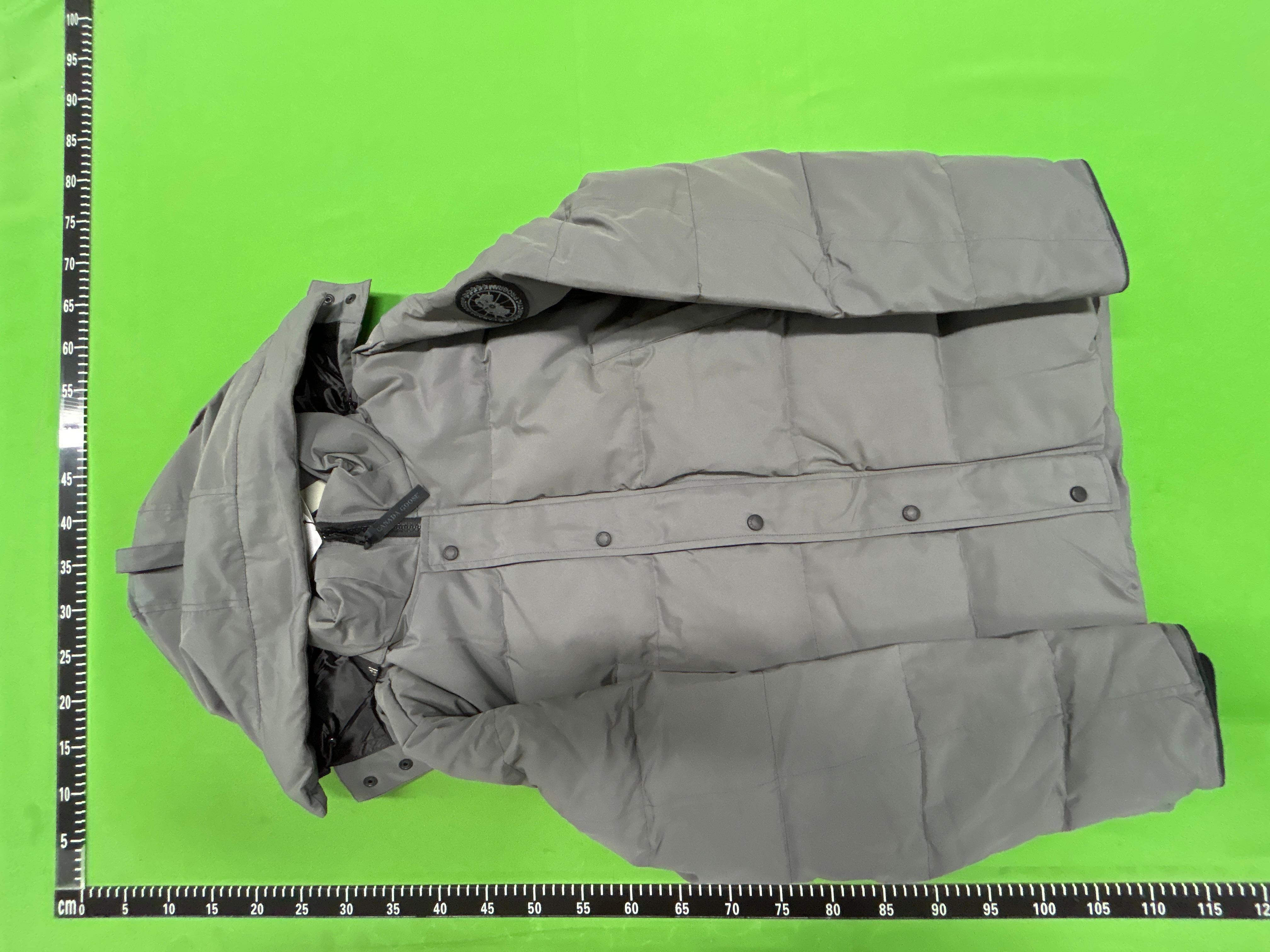 Foto QC 3 de Canada Goose Macmillan Parka Black Label Puffer Jacket Down Graphite