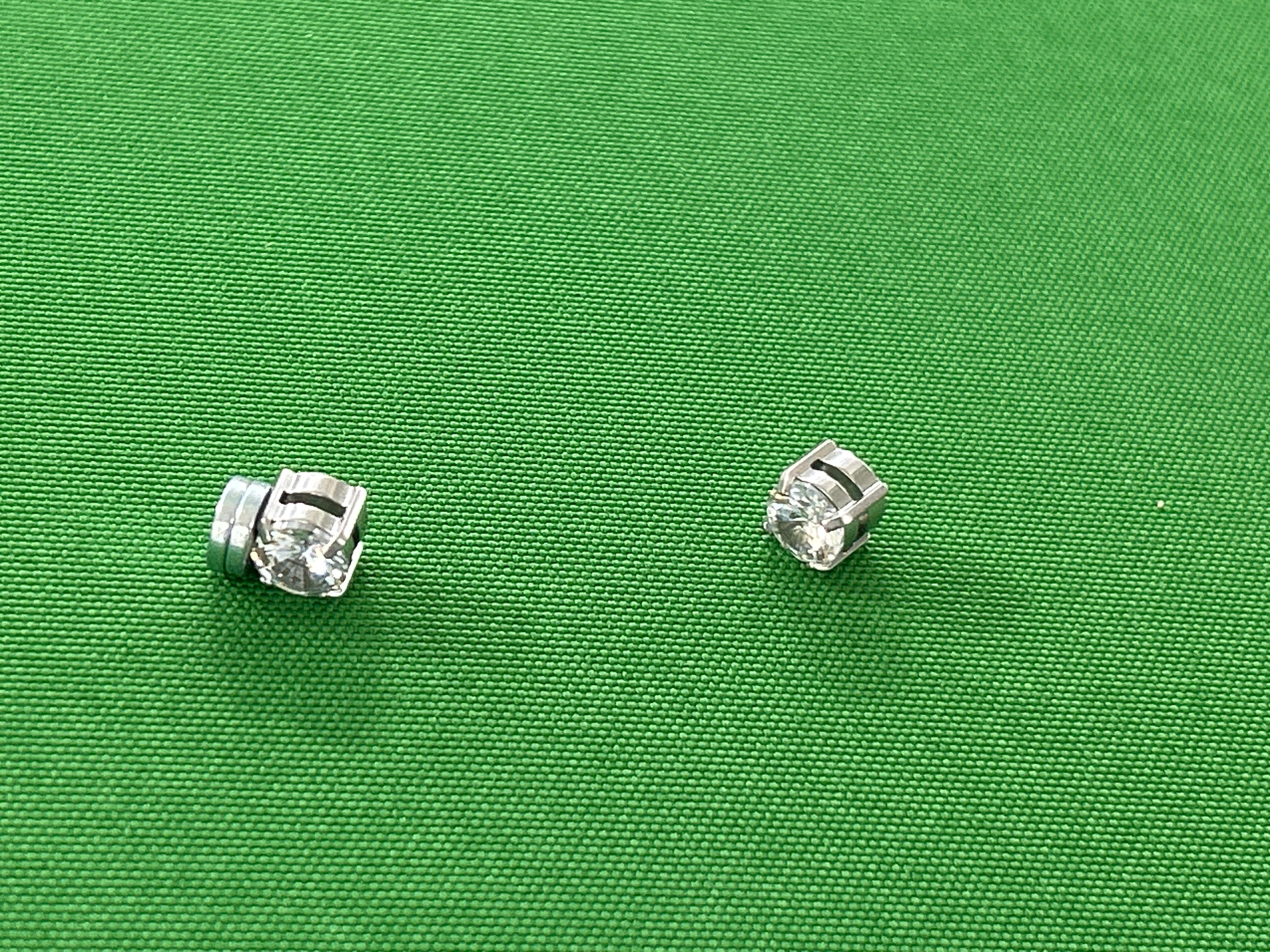 Foto QC 2 de Other Magnetic Earrings Metal Zircon Silver
