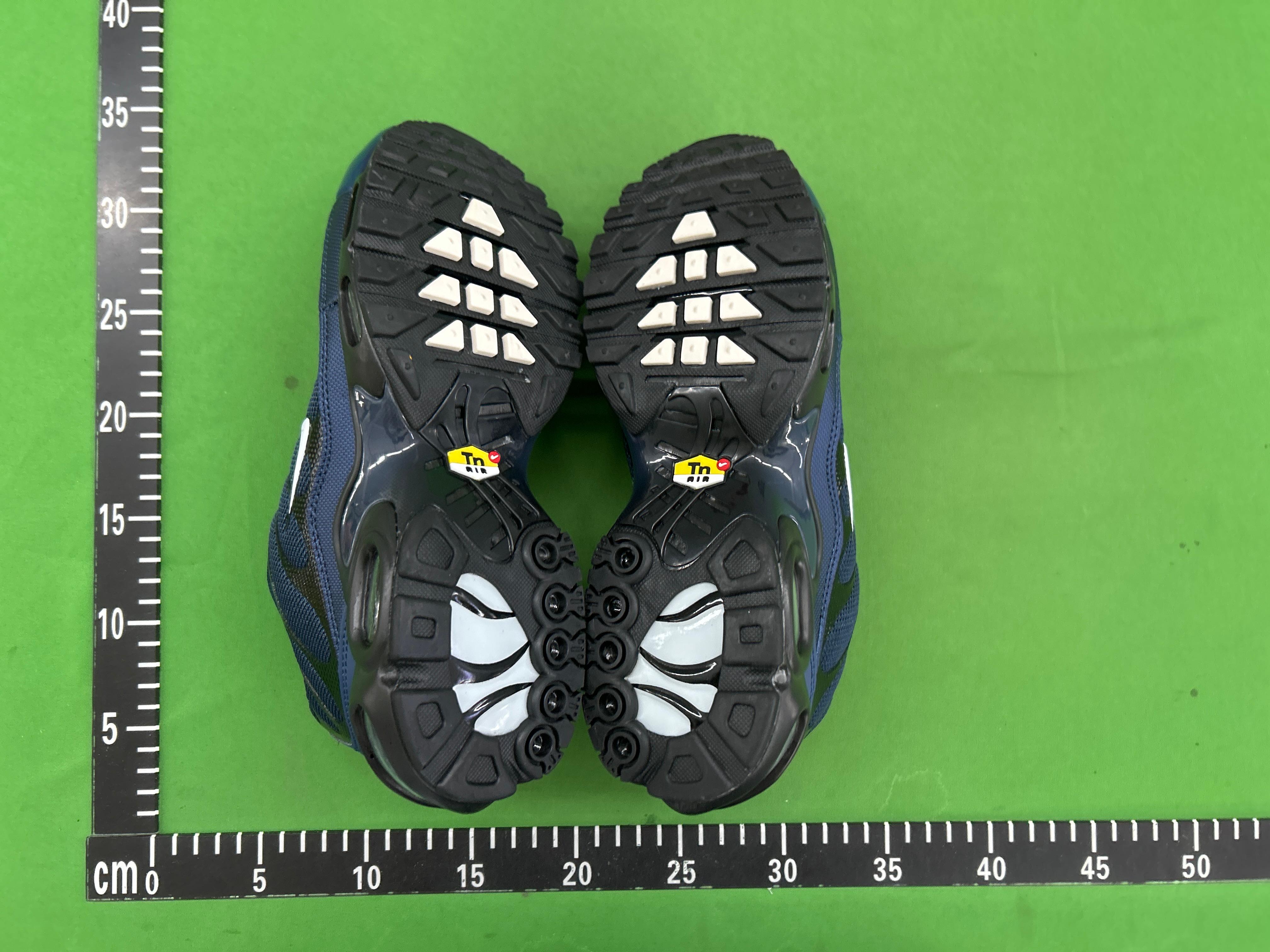 Foto QC 8 de Nike Air Max Plus TN Triple Black 604133-050