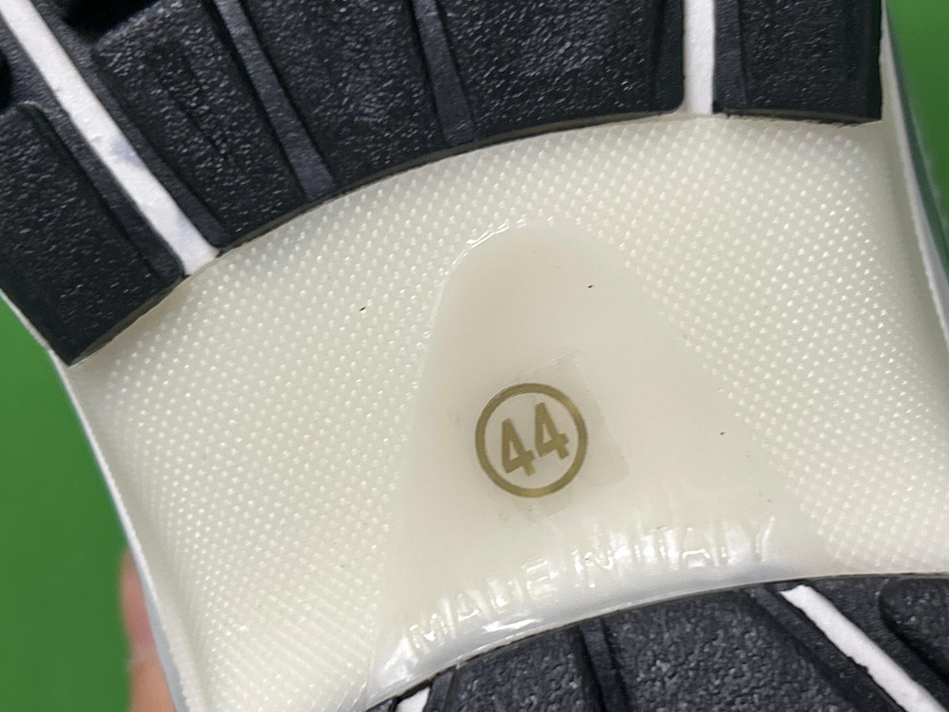 Foto QC 7 de Chanel Sneaker Low Silver G39792 Y56368 K5451