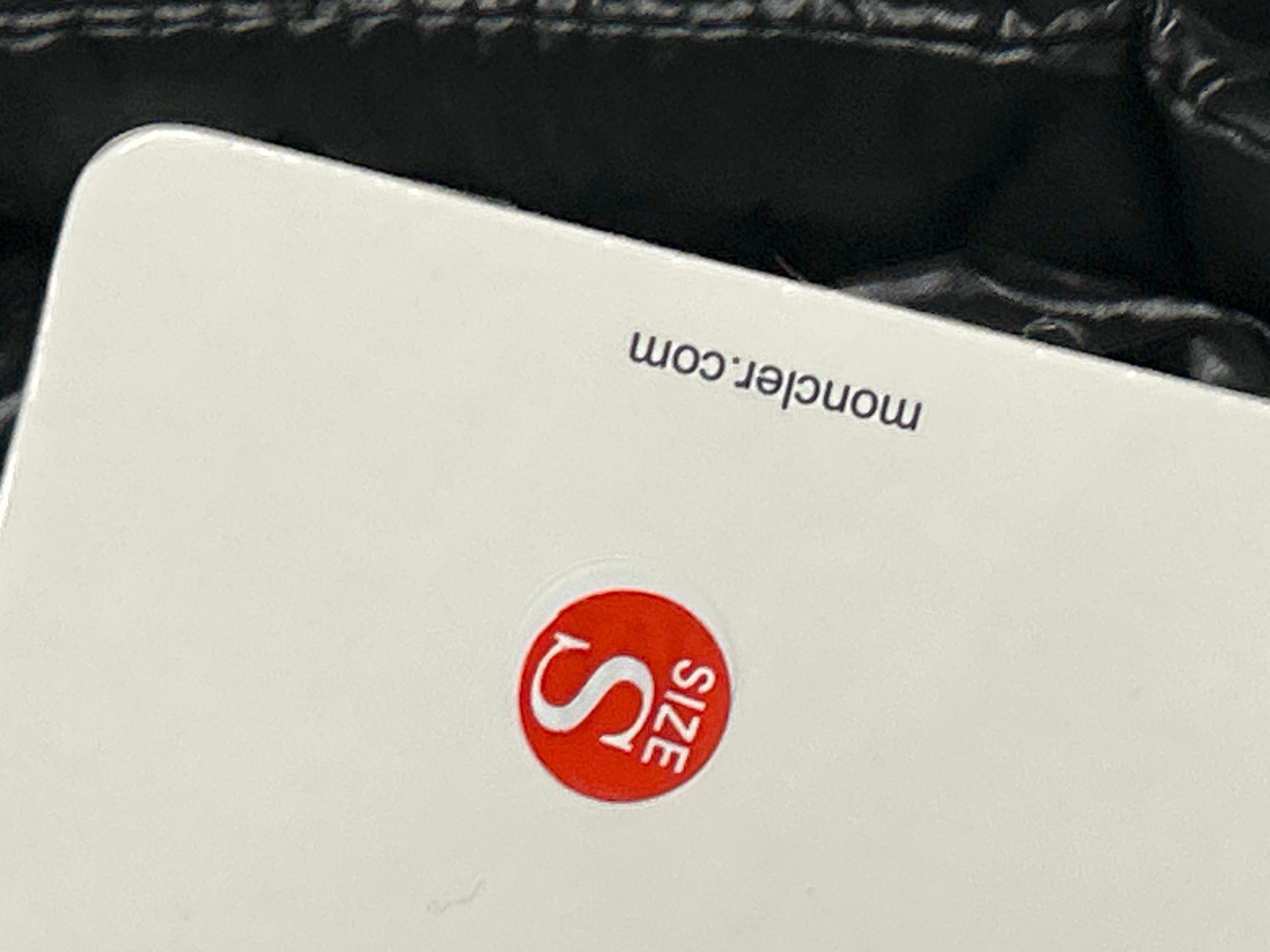Foto QC 7 de Moncler Maya Down Jacket Hooded Black