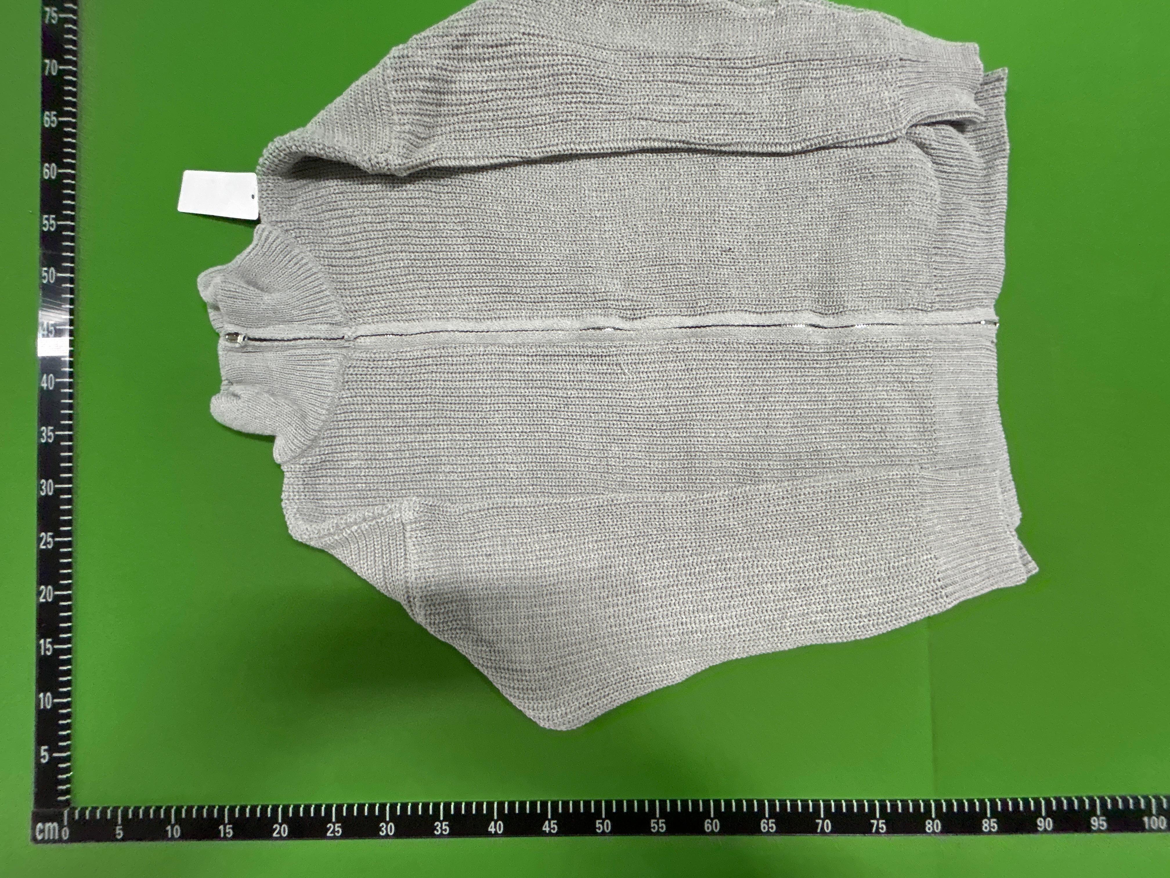 Foto QC 7 de Unbranded Ribbed Knit Zip Sweater Black