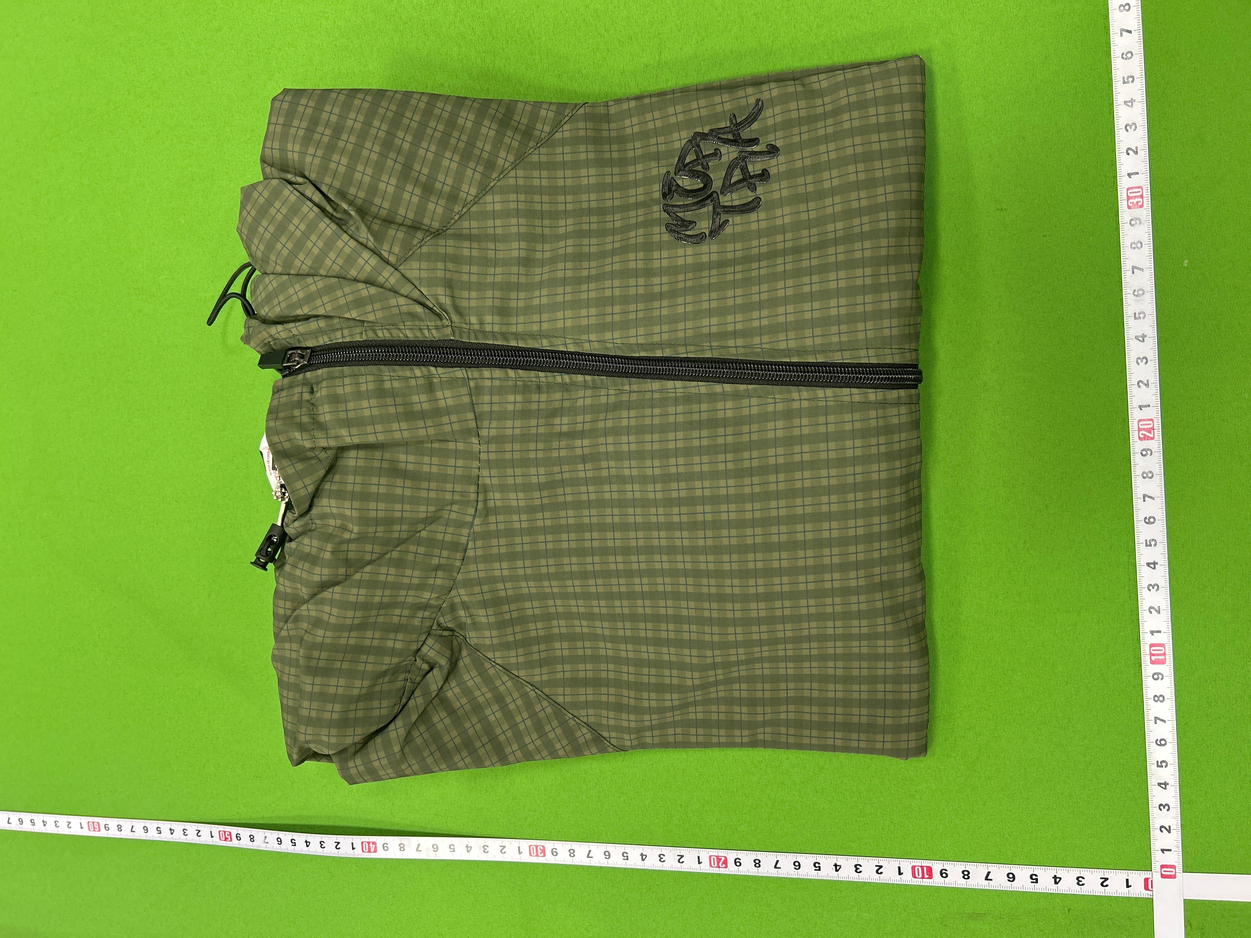 Foto QC 5 de Mertra T-shirt Graphic Logo Black