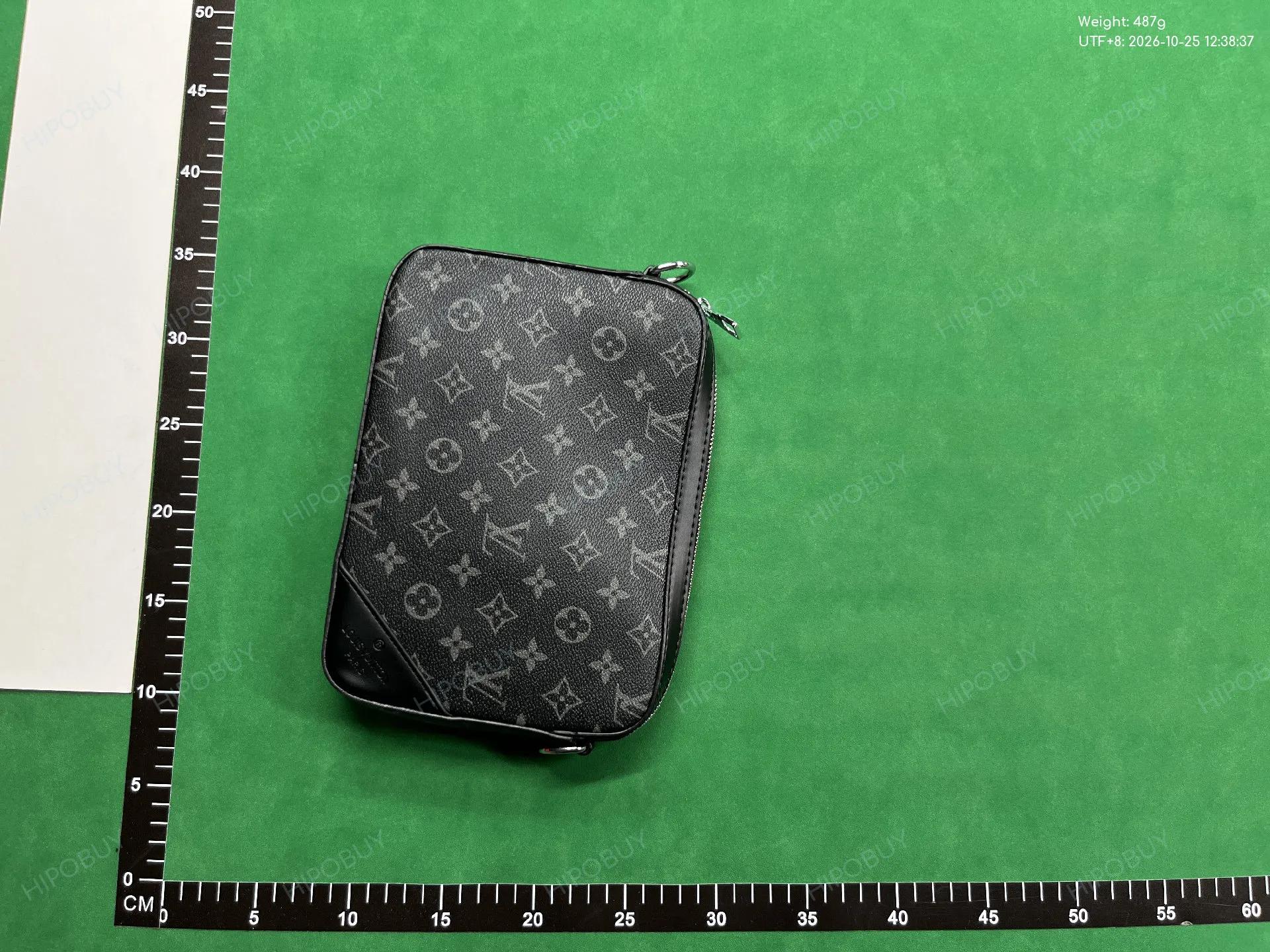 Foto QC 5 de Louis Vuitton Trio Messenger Monogram Shadow Black