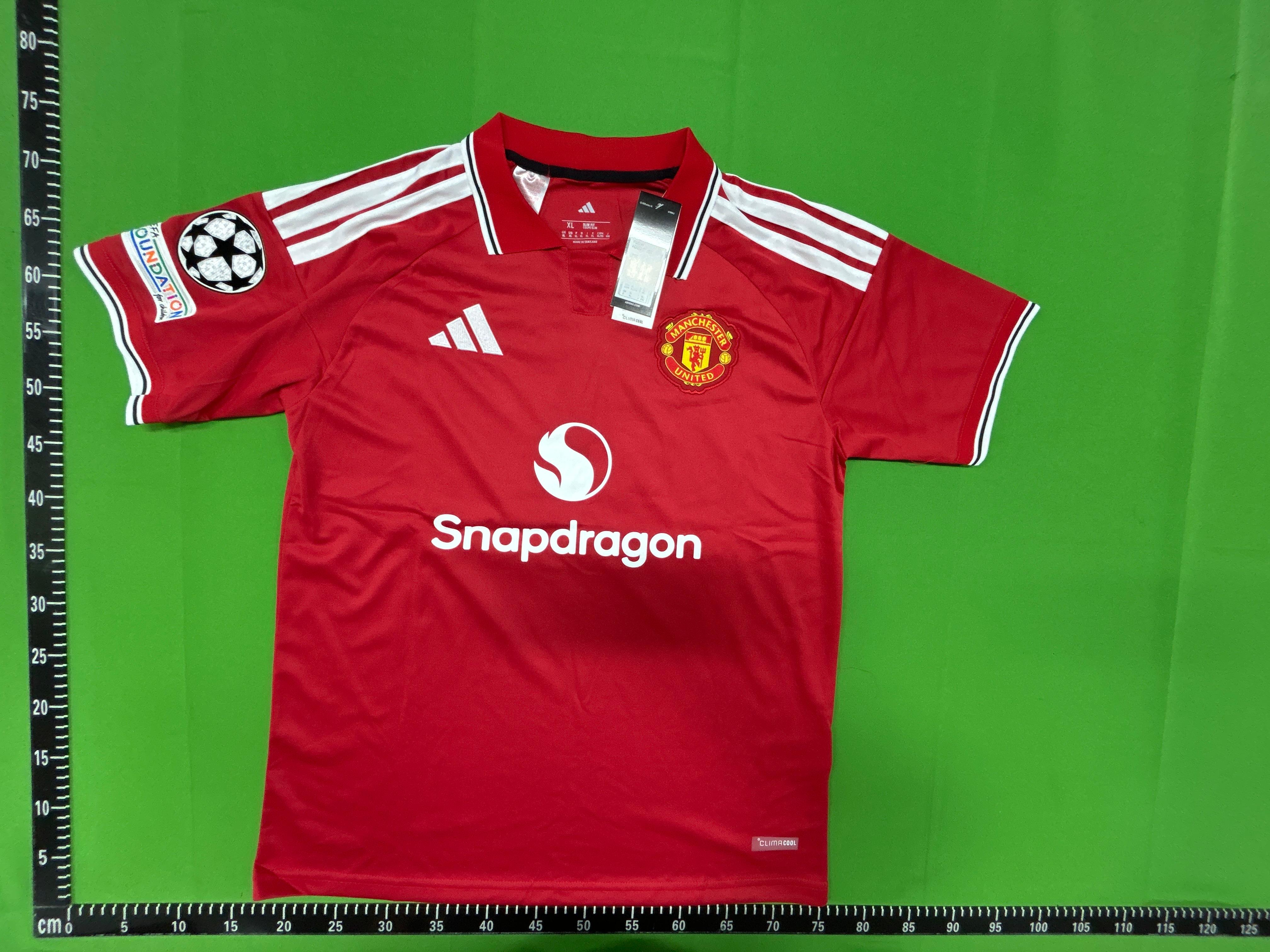 Foto QC 3 de adidas x Liverpool FC 2026/27 Home Szoboszlai #8 Jersey Active Maroon