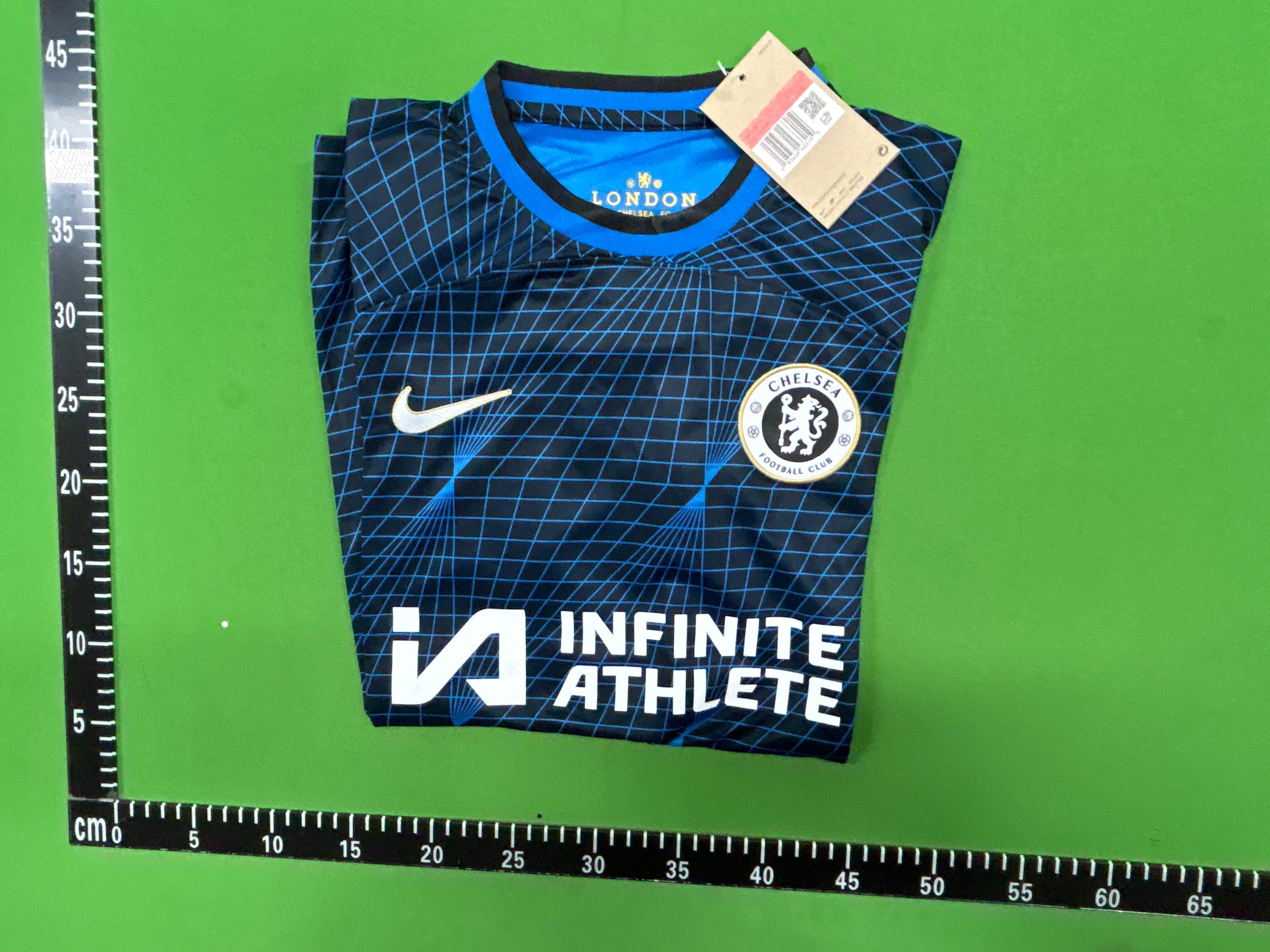 Foto QC 1 de Venezia FC 2023/24 Special Edition Pre-Match Jersey Multicolor