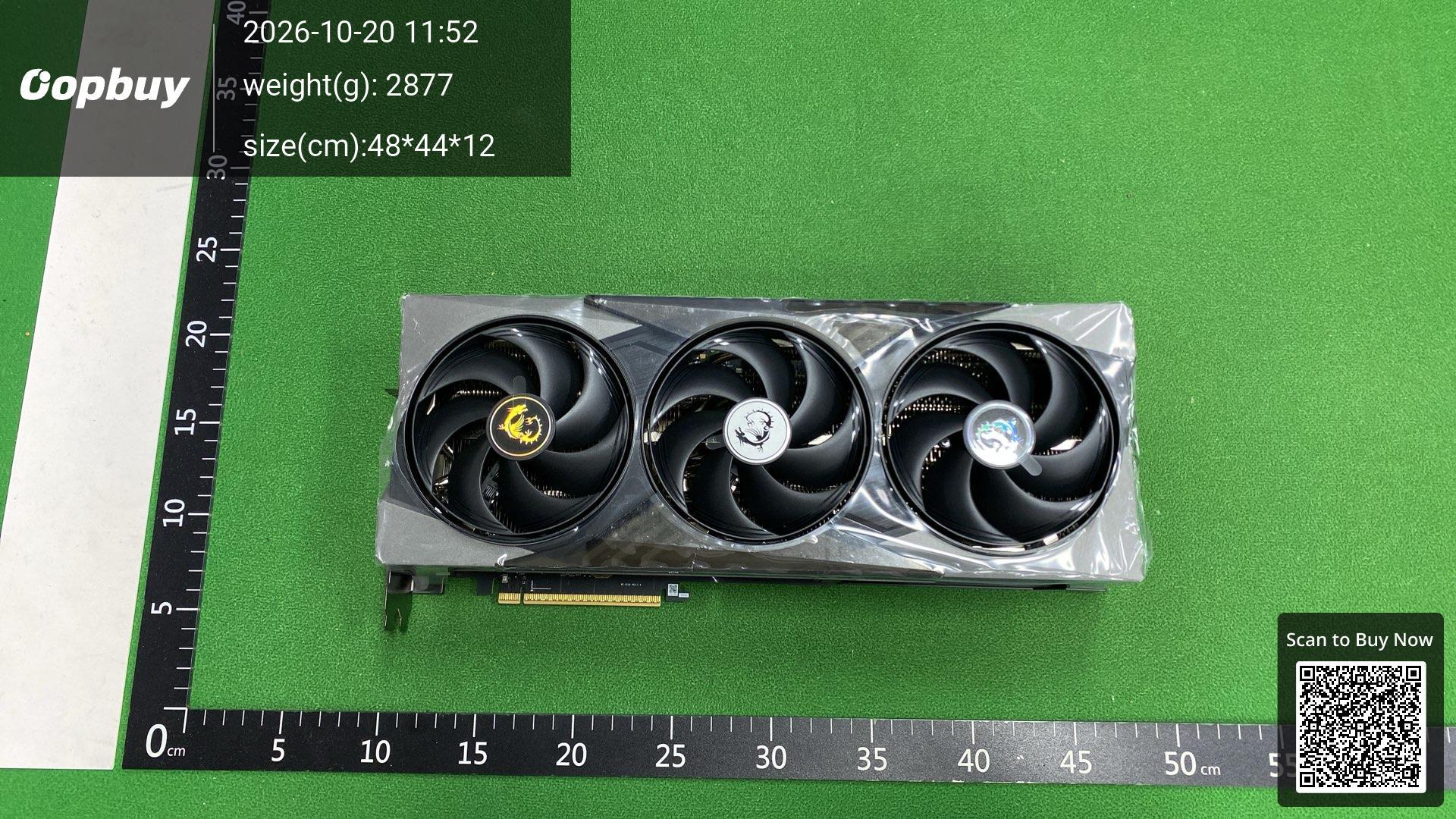 Foto QC 4 de MSI GeForce RTX 5090 Gaming Trio OC Edition