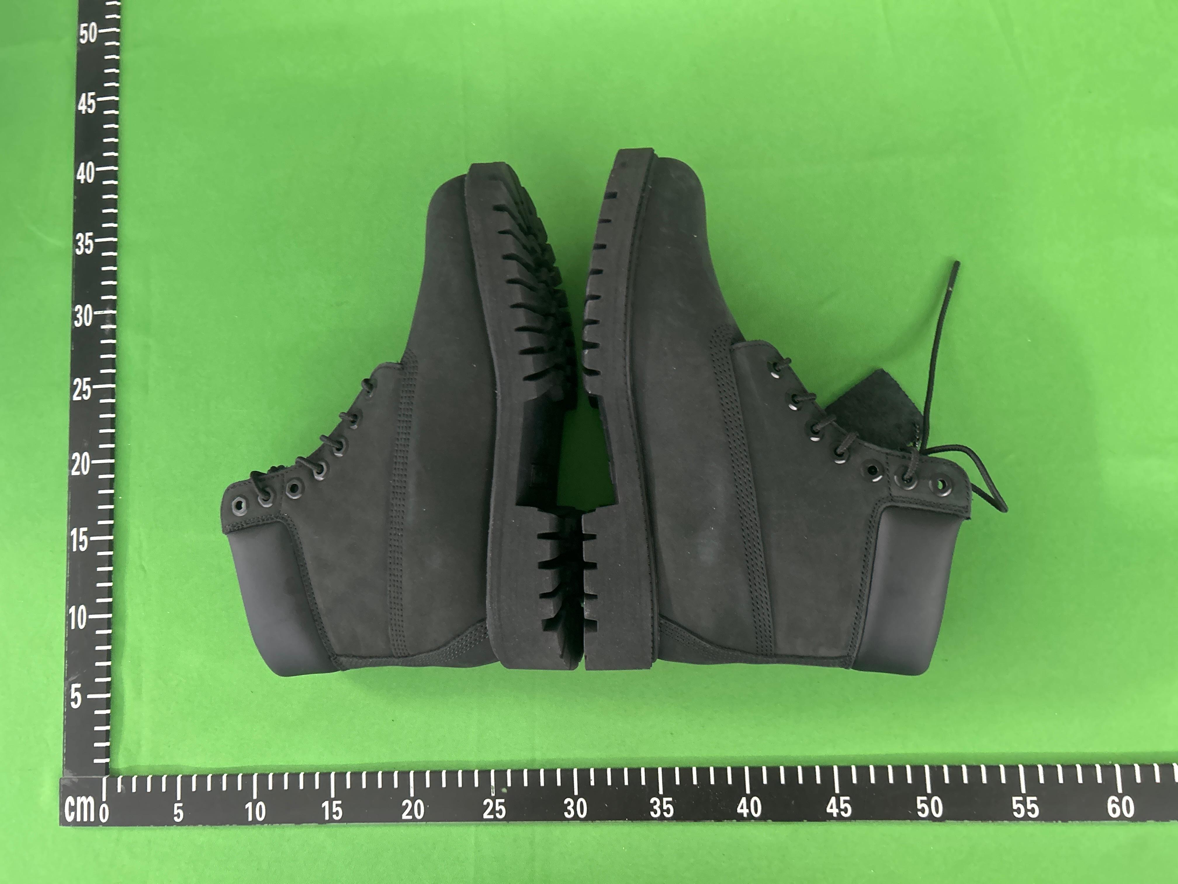 Foto QC 4 de Timberland 6-Inch Premium Boot Waterproof Nubuck Black 10073
