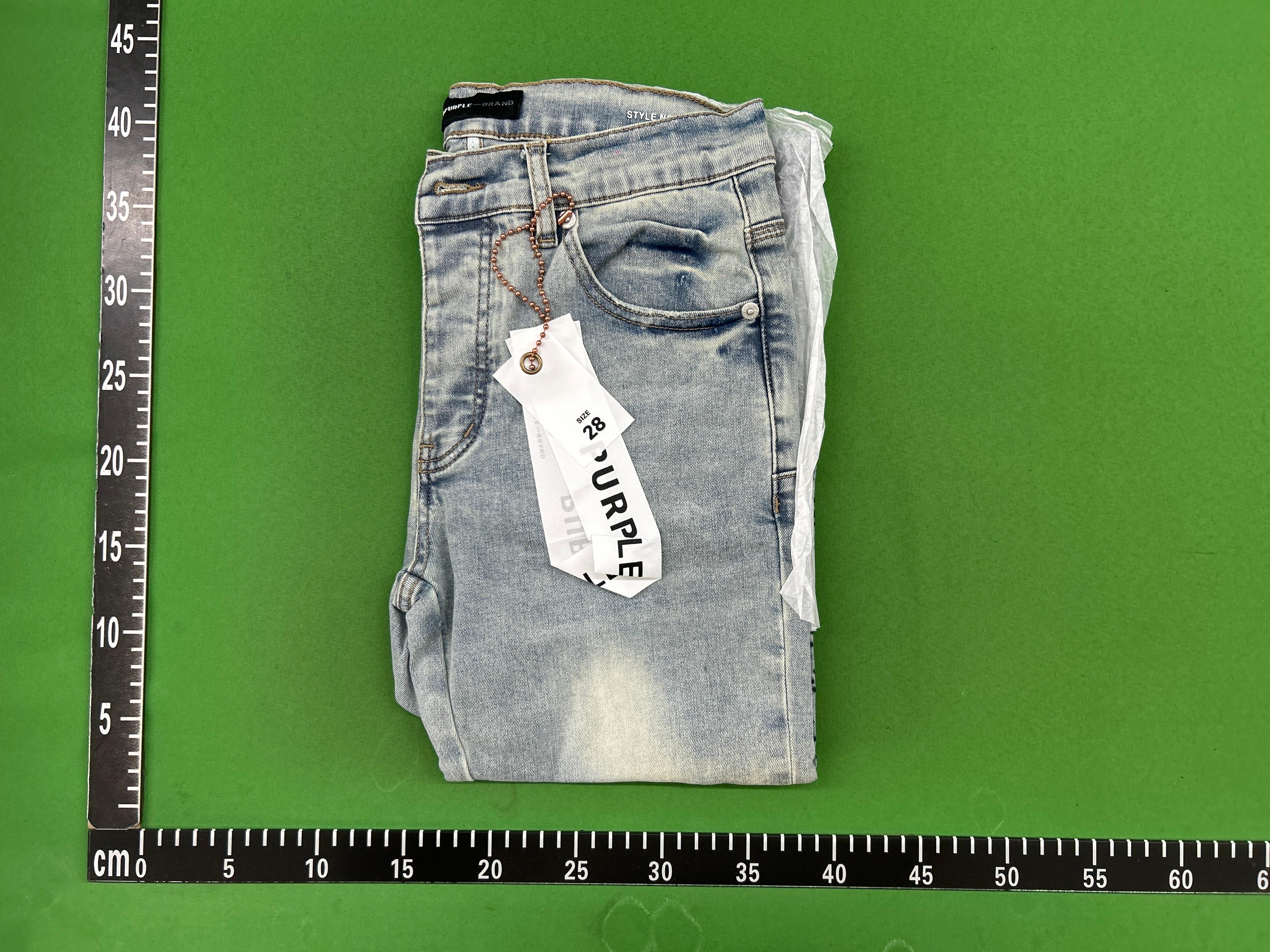 Foto QC 5 de Amiri Jeans Distressed Skinny Light Blue