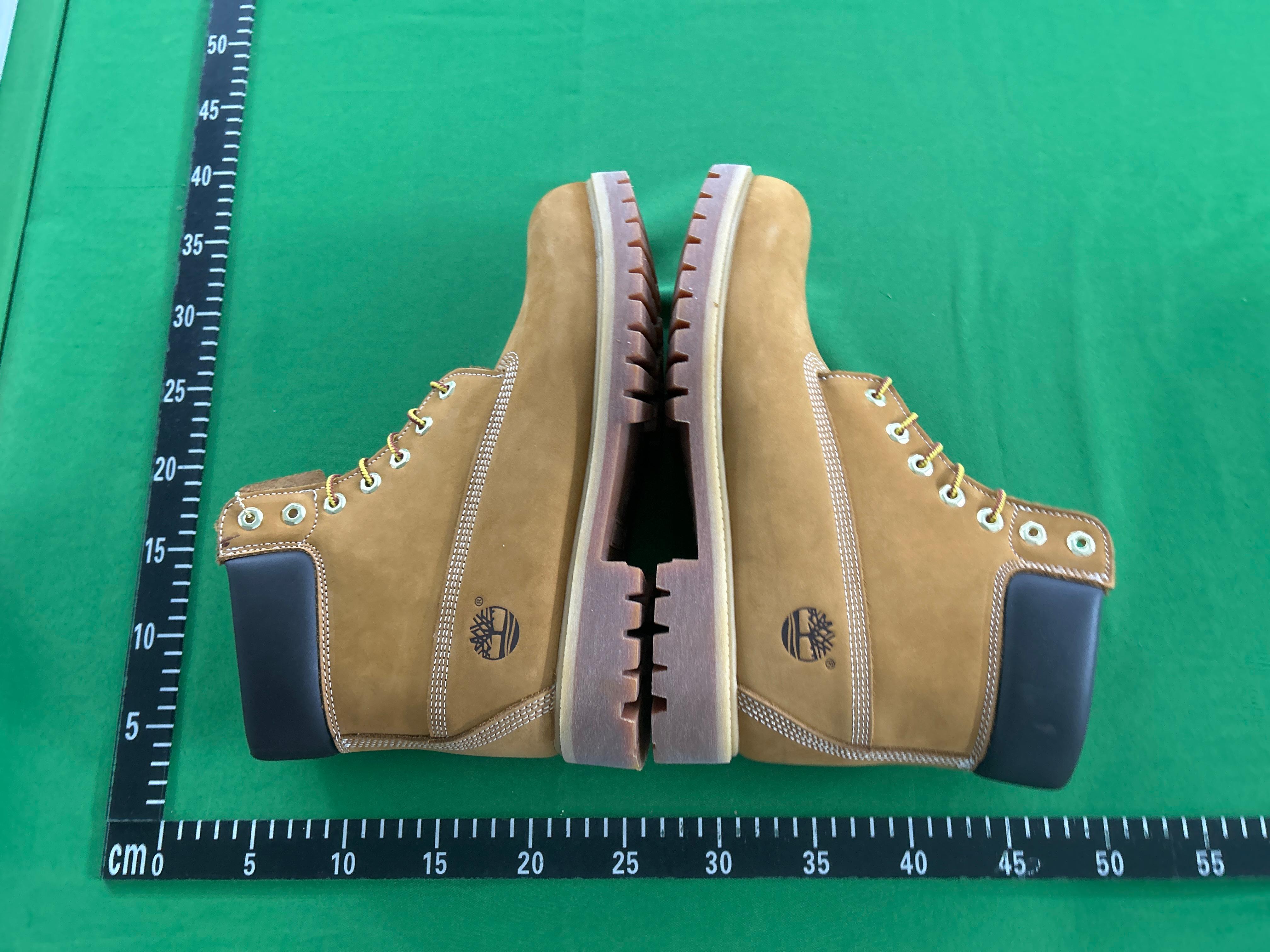 Foto QC 4 de Timberland 6-Inch Premium Boot Wheat Nubuck Waterproof Undefeated x BAPE Camo TB0A1R7Y231