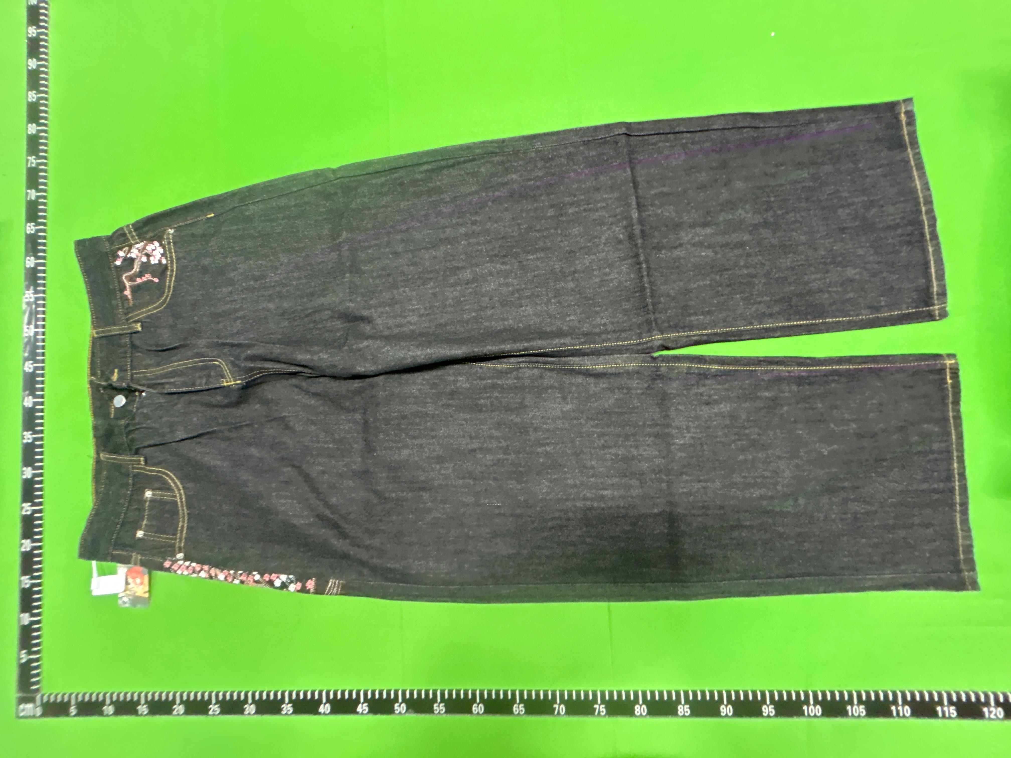 Foto QC 7 de Derschutze Blossom V2 Denim Shorts Embroidered Black