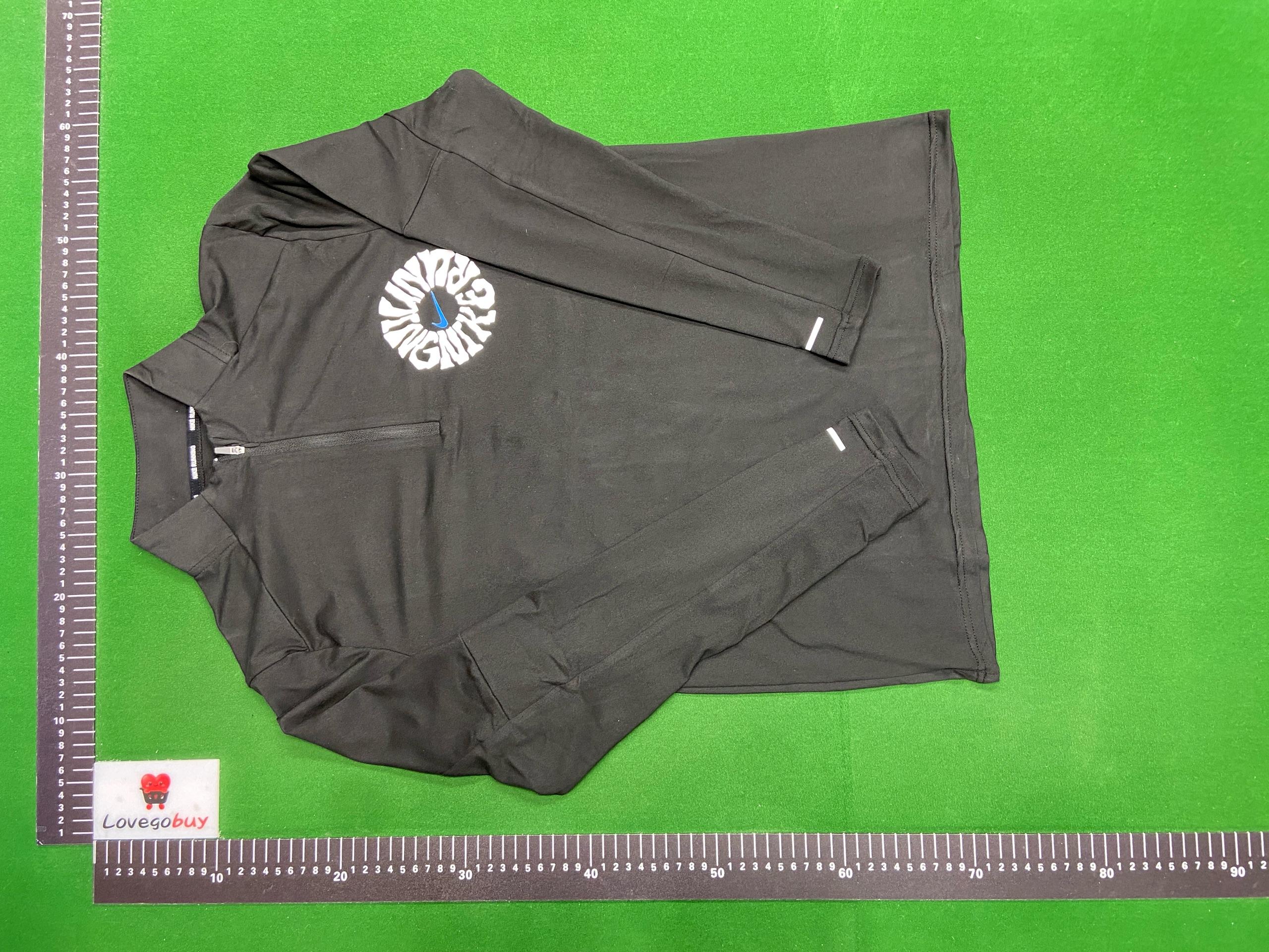 Foto QC 2 de Nike Running Energy Shirt Graphic Black