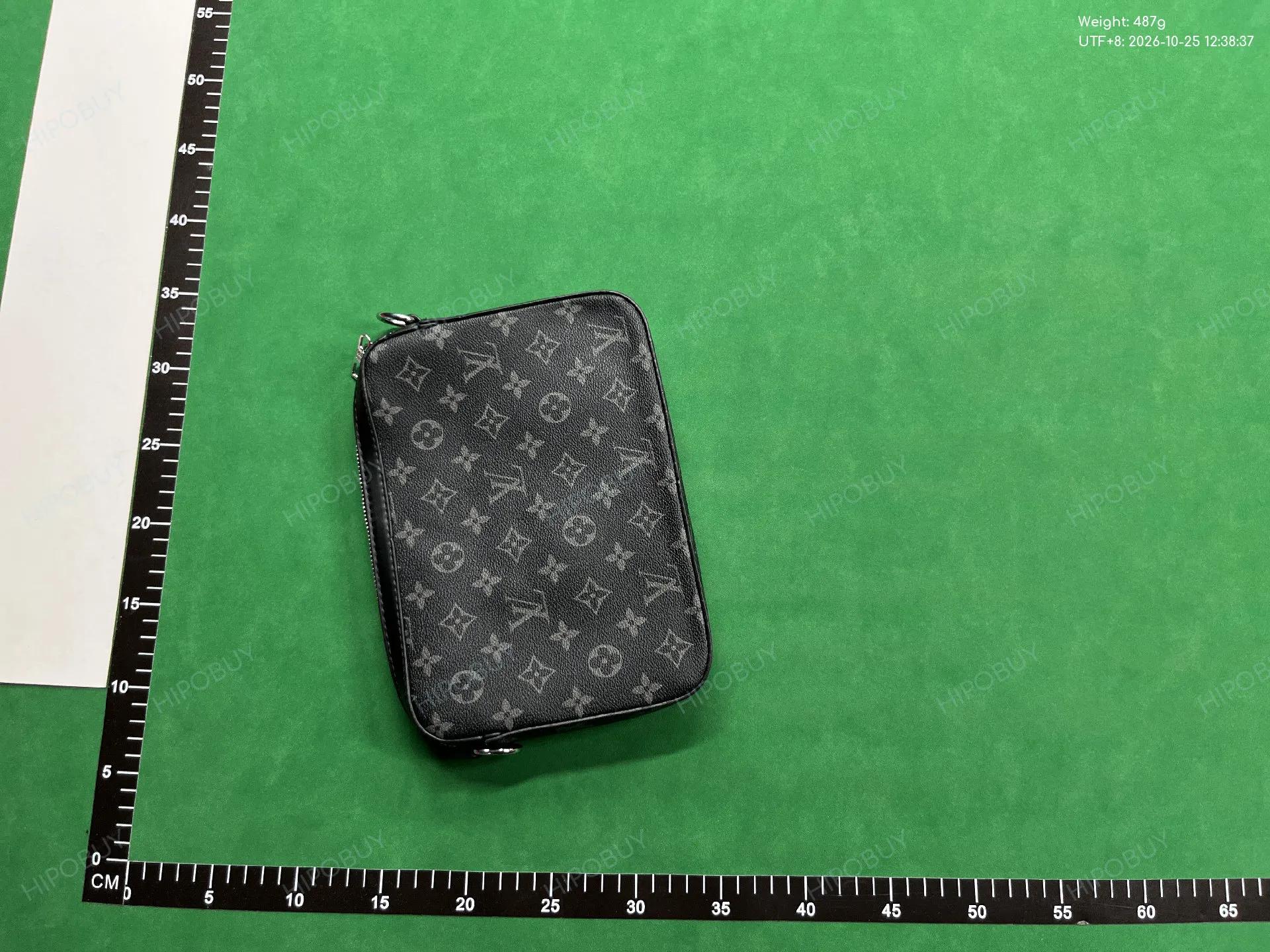Foto QC 4 de Louis Vuitton Trio Messenger Monogram Shadow Black
